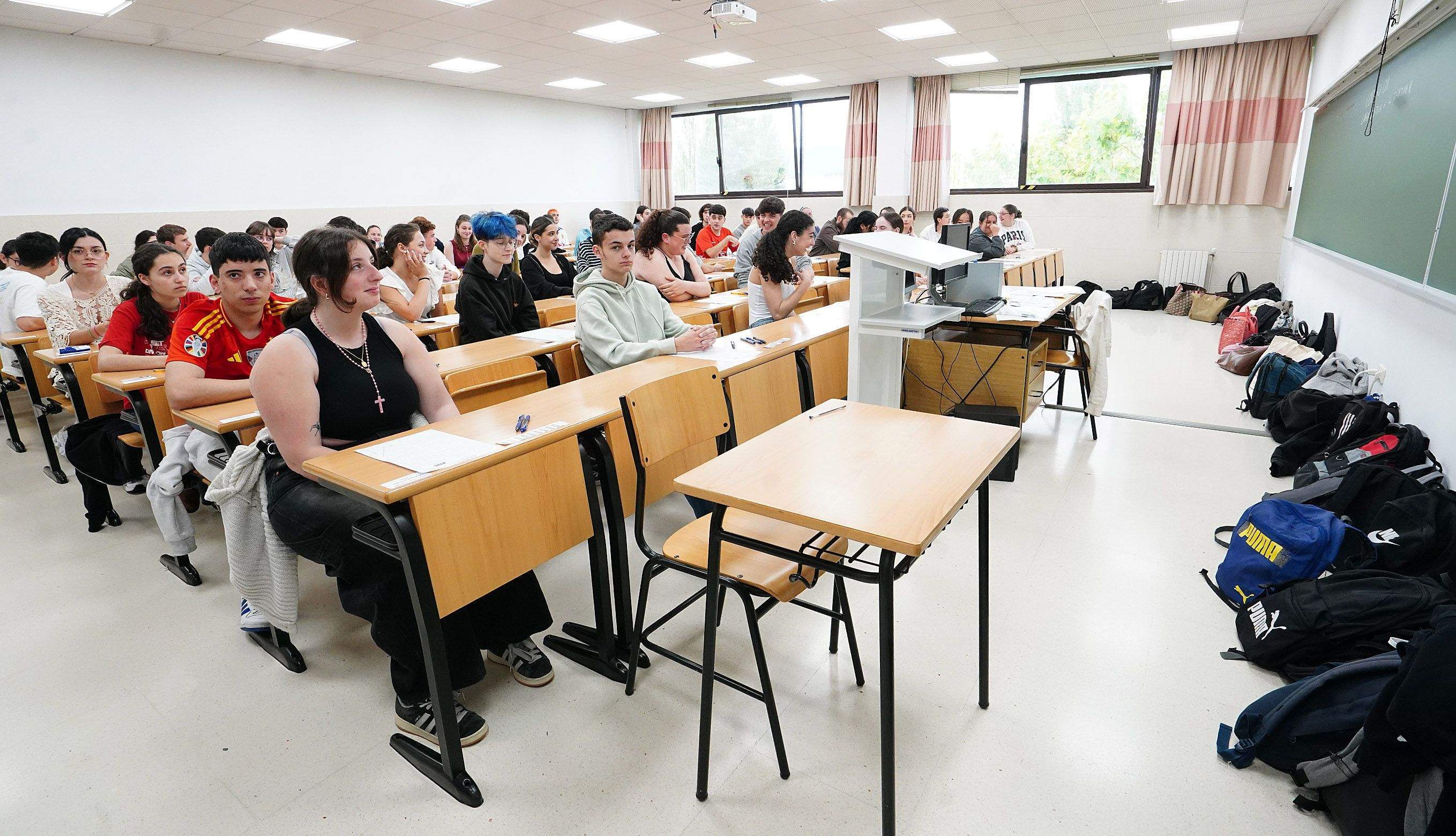 Probas da PAU, a nova selectividade, no campus de Pontevedra Probas da PAU, a nova selectividade, no campus de Pontevedra