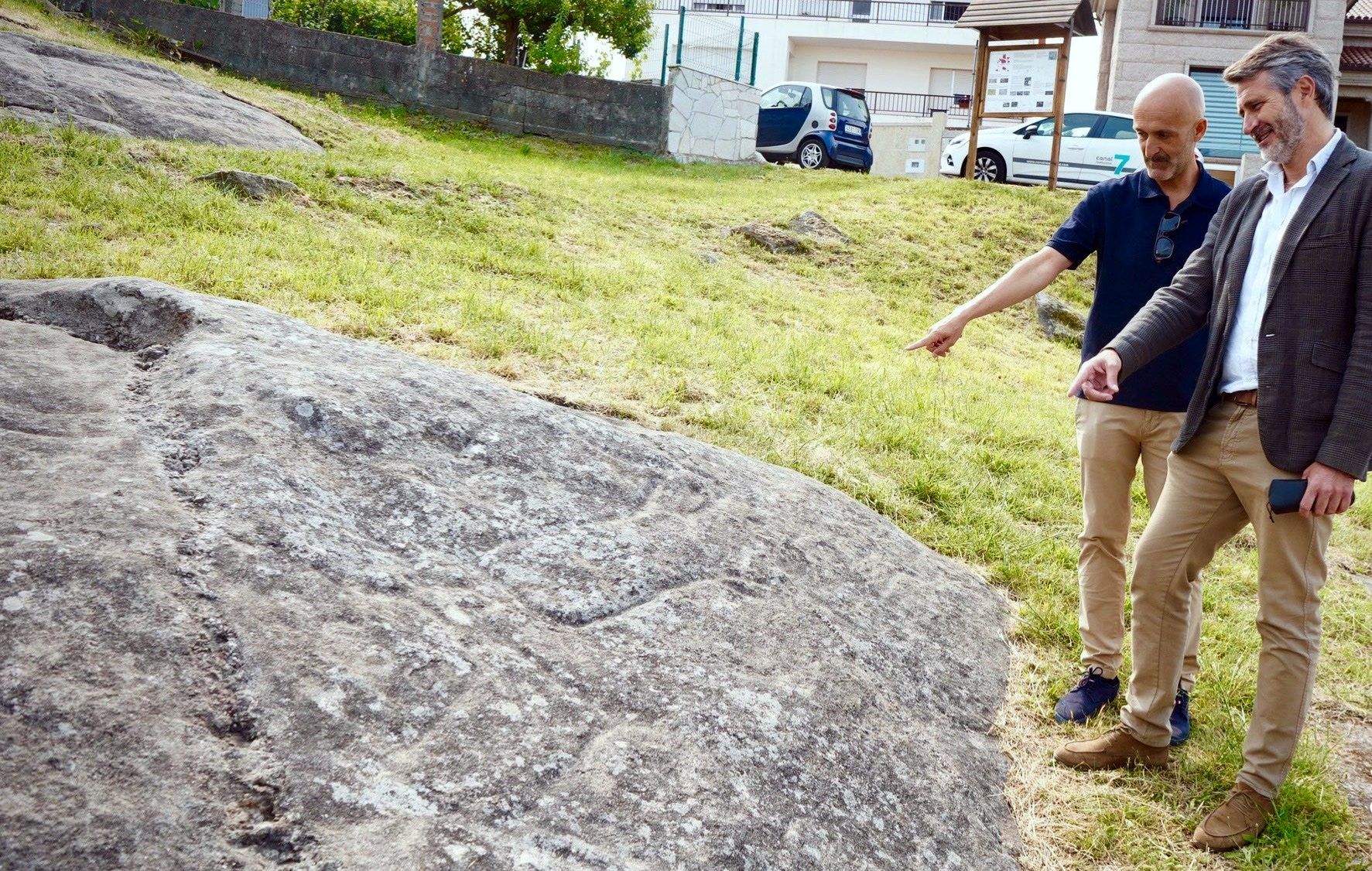 Petroglifos encontrados en Ballotes, en Vilagarcía