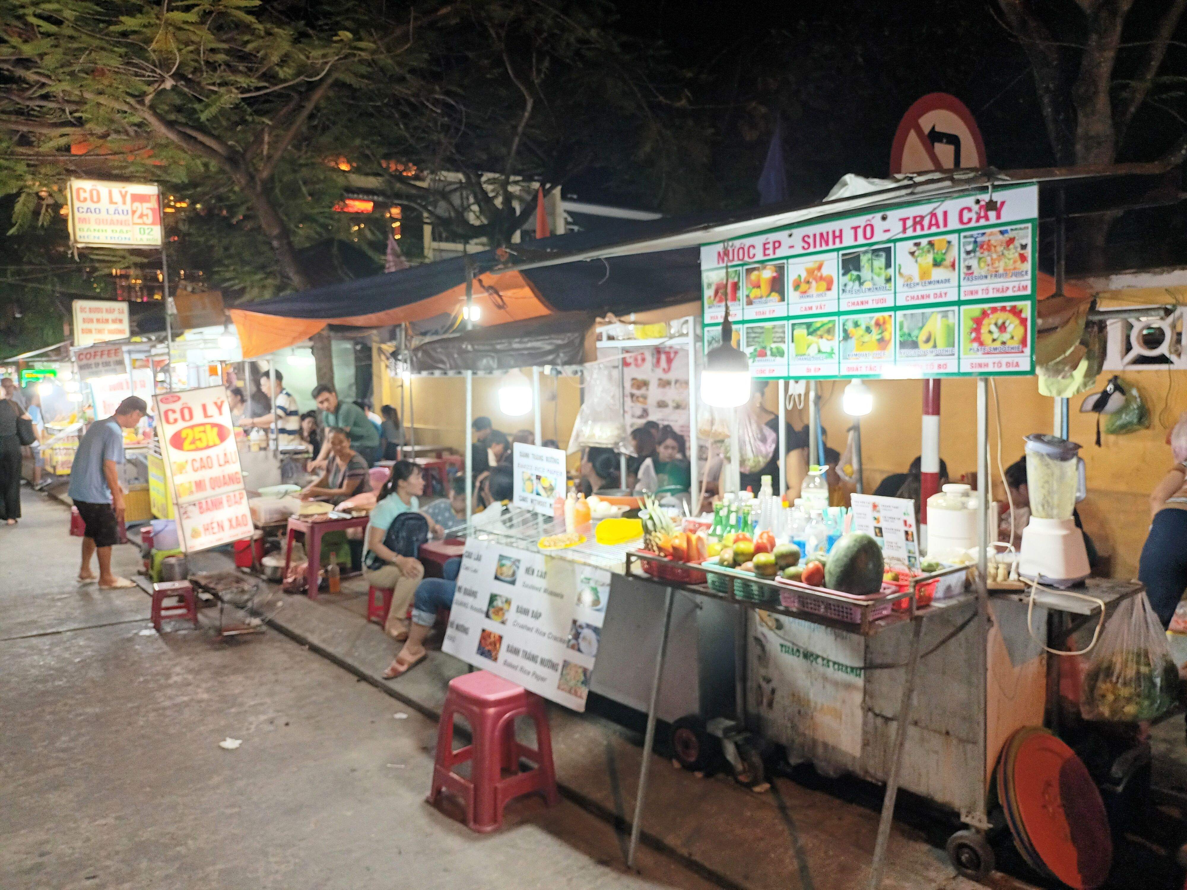 Postos no mercado nocturno