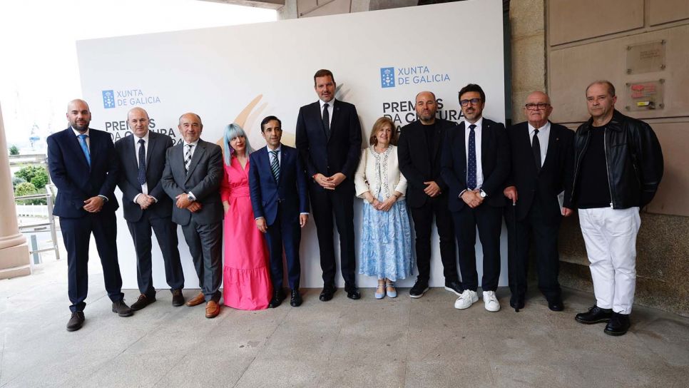 Foto de familia de los galardonados con los Premios da Cultura Galega 2024 Foto de familia de los galardonados con los Premios da Cultura Galega 2024