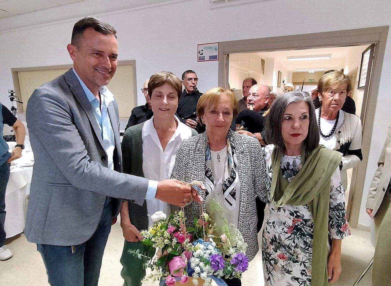 Reconocimiento en la UNED a María José Manzanares Perela
