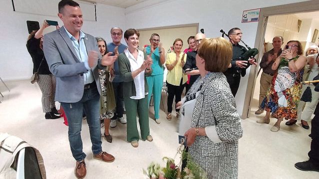 Rafael Cotelo aplaude a María José Manzanares Perela