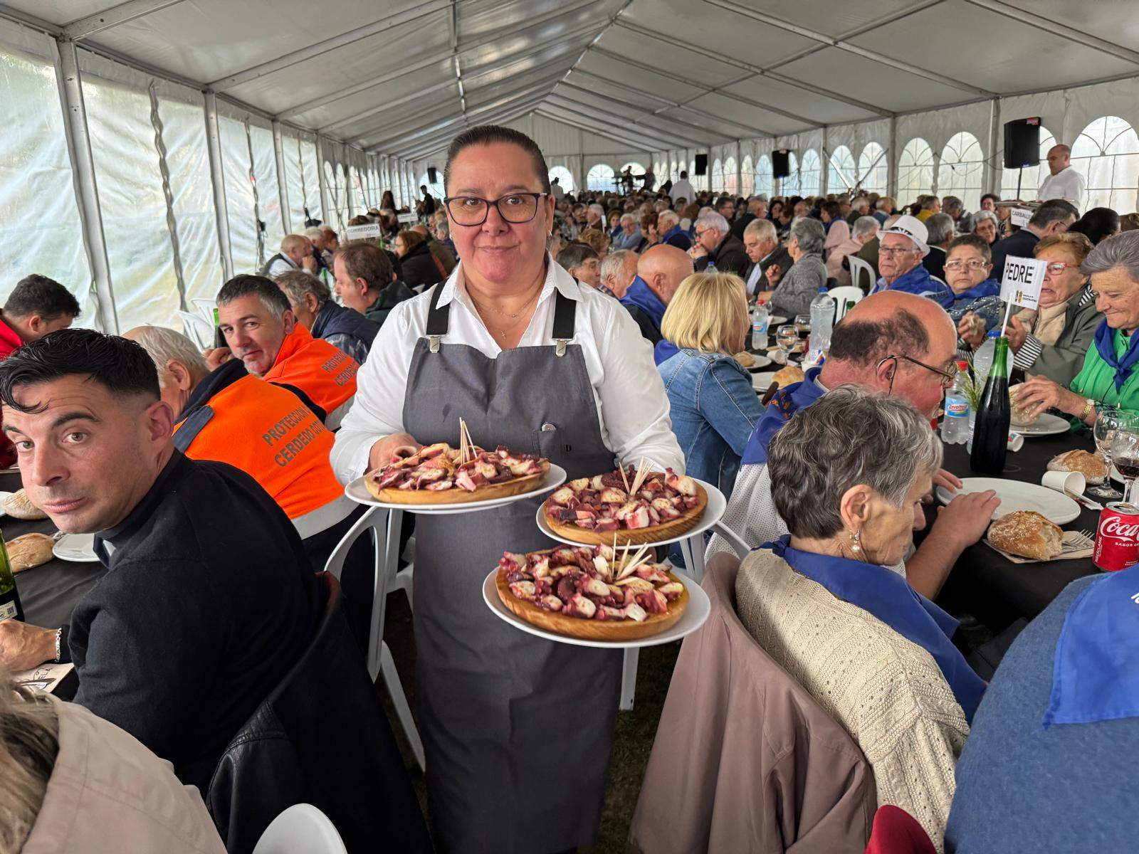 Pulpo "á feira" en la Xuntanza da Terceira Idade