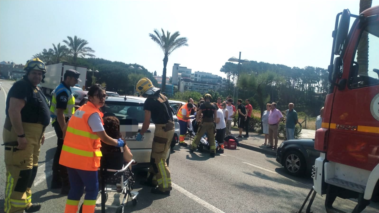 Accidente con tres coches implicados en Sanxenxo