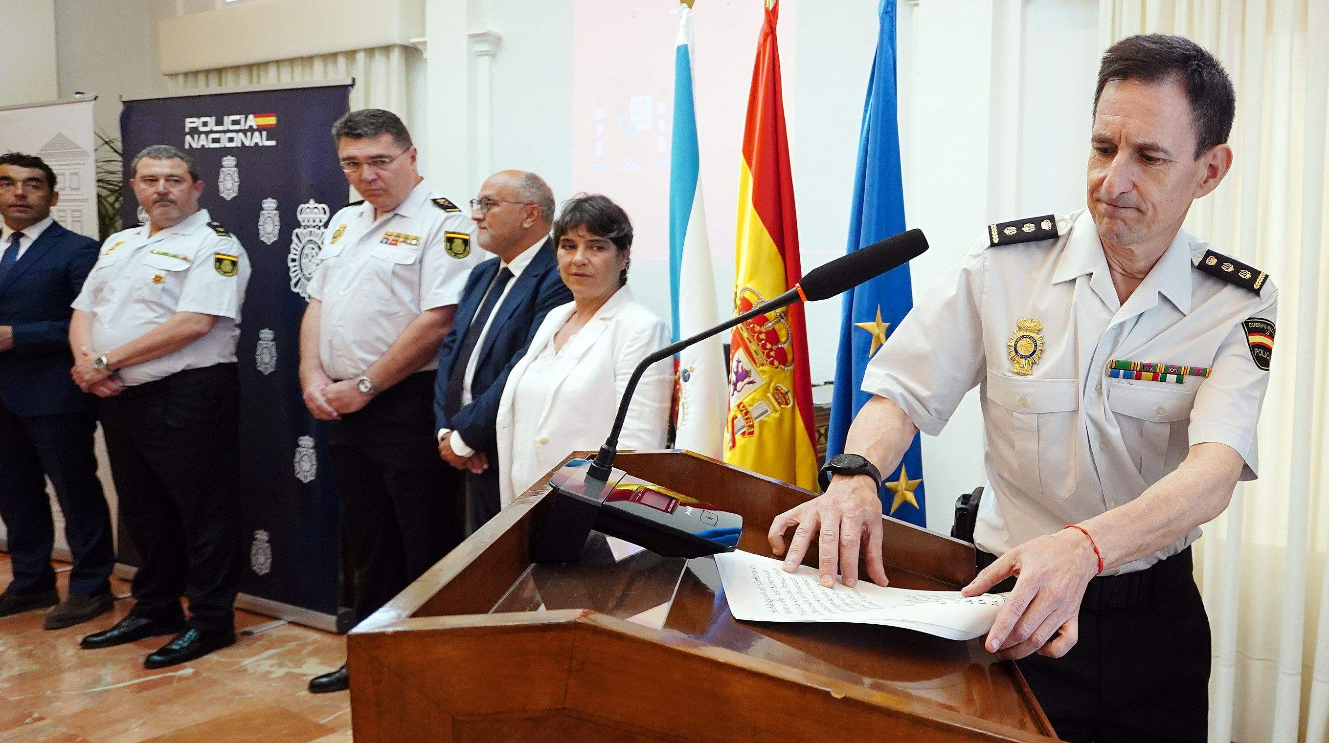 Toma de posesión de Javier de Santiago Laguillo como novo xefe da comisaría de Vilagarcía Toma de posesión de Javier de Santiago Laguillo como novo xefe da comisaría de Vilagarcía