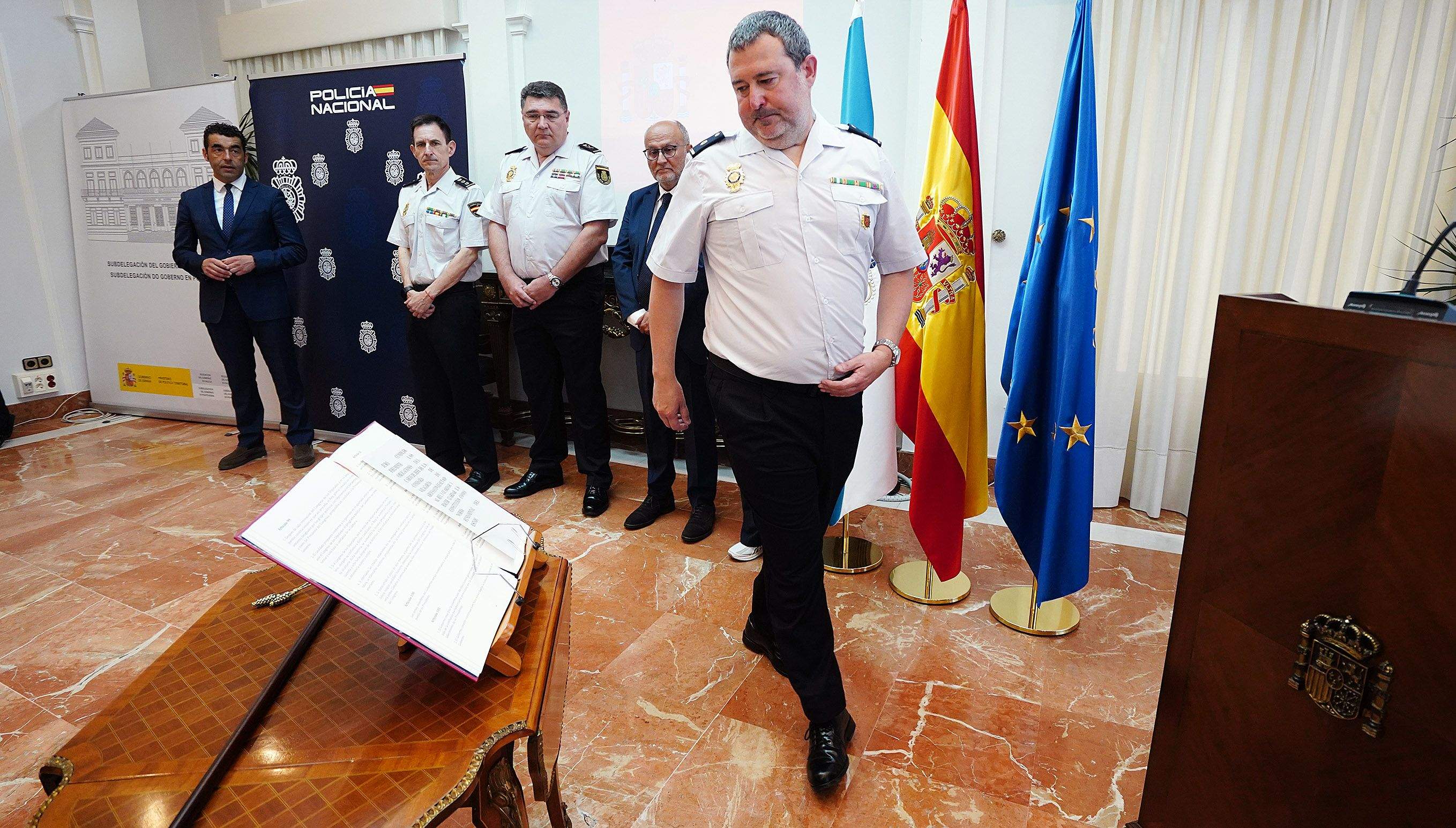 Toma de posesión de Javier de Santiago Laguillo como novo xefe da comisaría de Vilagarcía Toma de posesión de Javier de Santiago Laguillo como novo xefe da comisaría de Vilagarcía