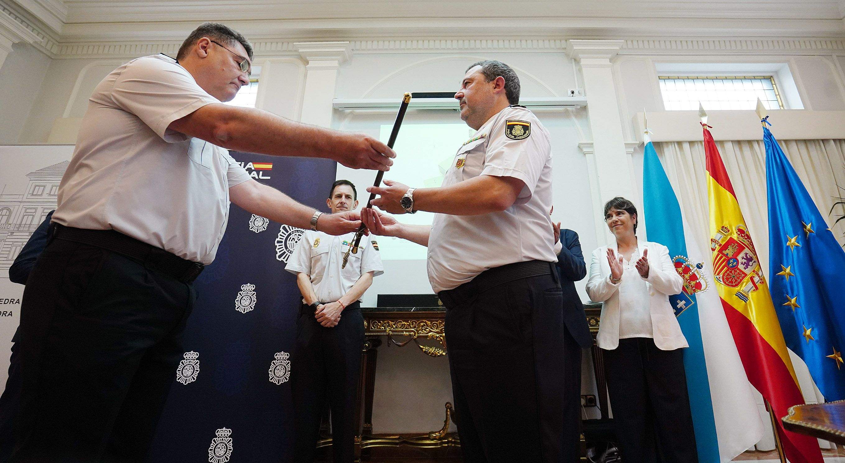 Toma de posesión de Javier de Santiago Laguillo como novo xefe da comisaría de Vilagarcía Toma de posesión de Javier de Santiago Laguillo como novo xefe da comisaría de Vilagarcía