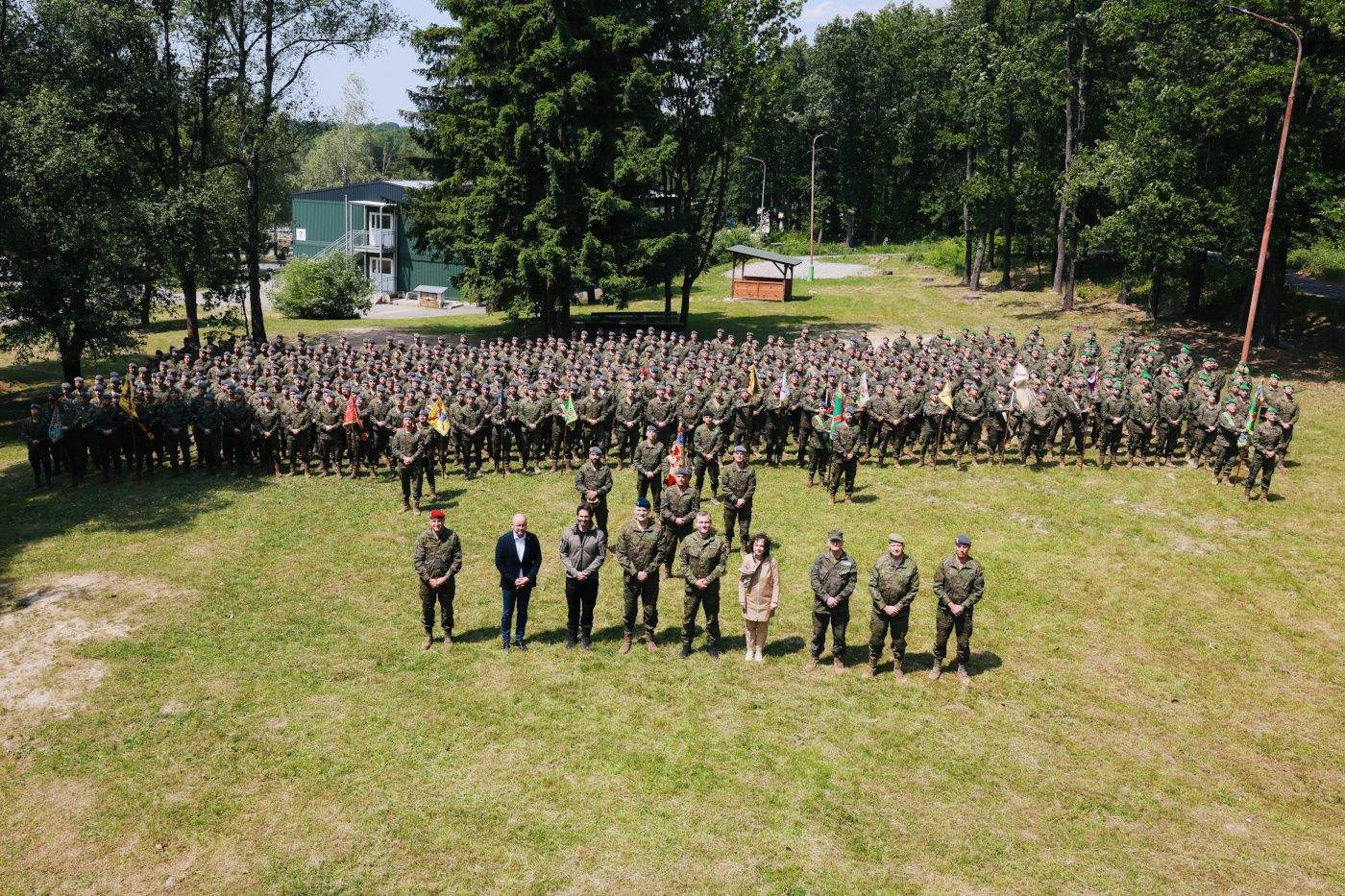 Visita del Rey a los contingentes del ejército en Rumanía y Eslovaquia Visita del Rey a los contingentes del ejército en Rumanía y Eslovaquia