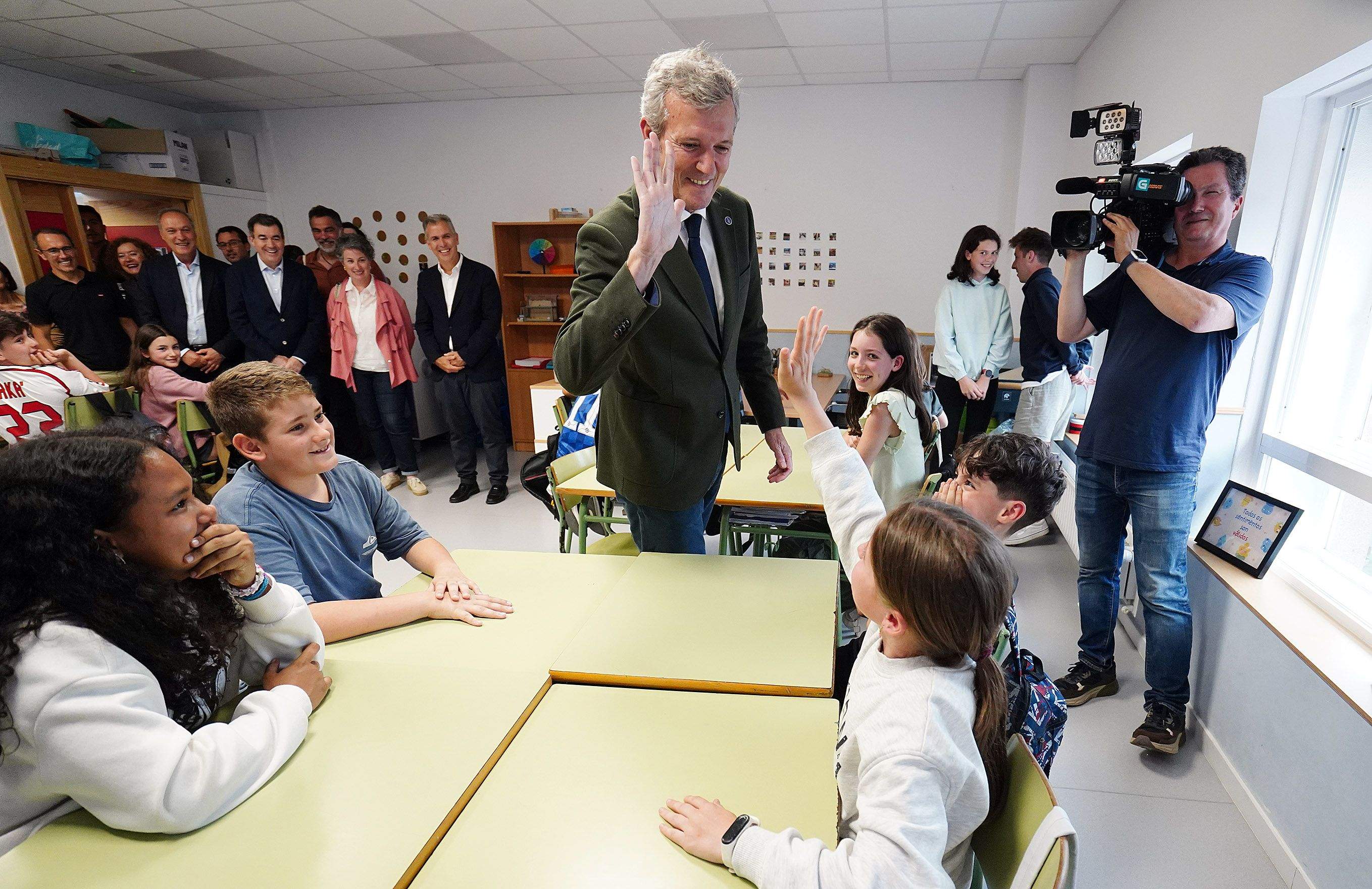 Visita de Alfonso Rueda ás obras no CEIP Froebel Visita de Alfonso Rueda ás obras no CEIP Froebel