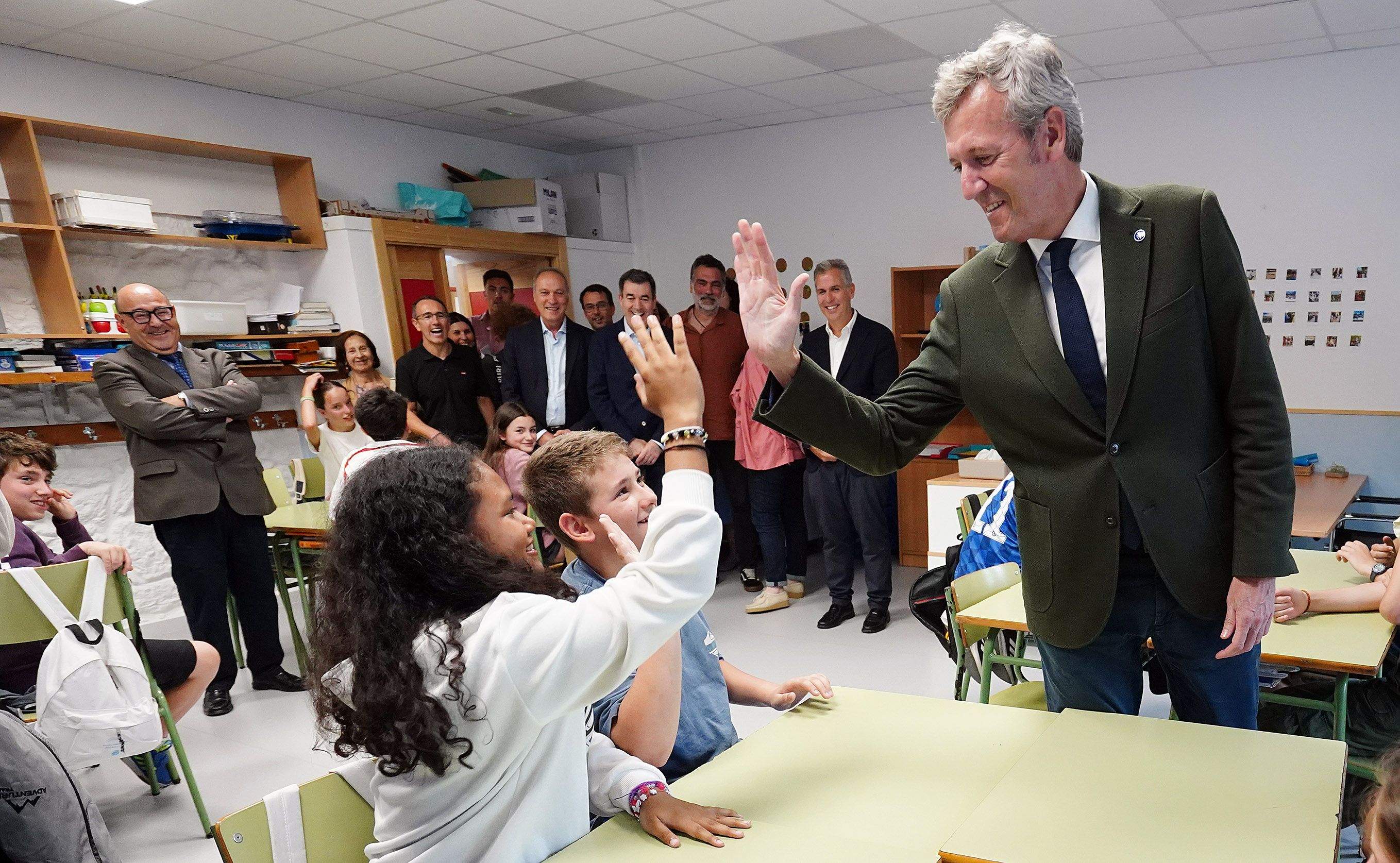 Visita de Alfonso Rueda ás obras no CEIP Froebel Visita de Alfonso Rueda ás obras no CEIP Froebel