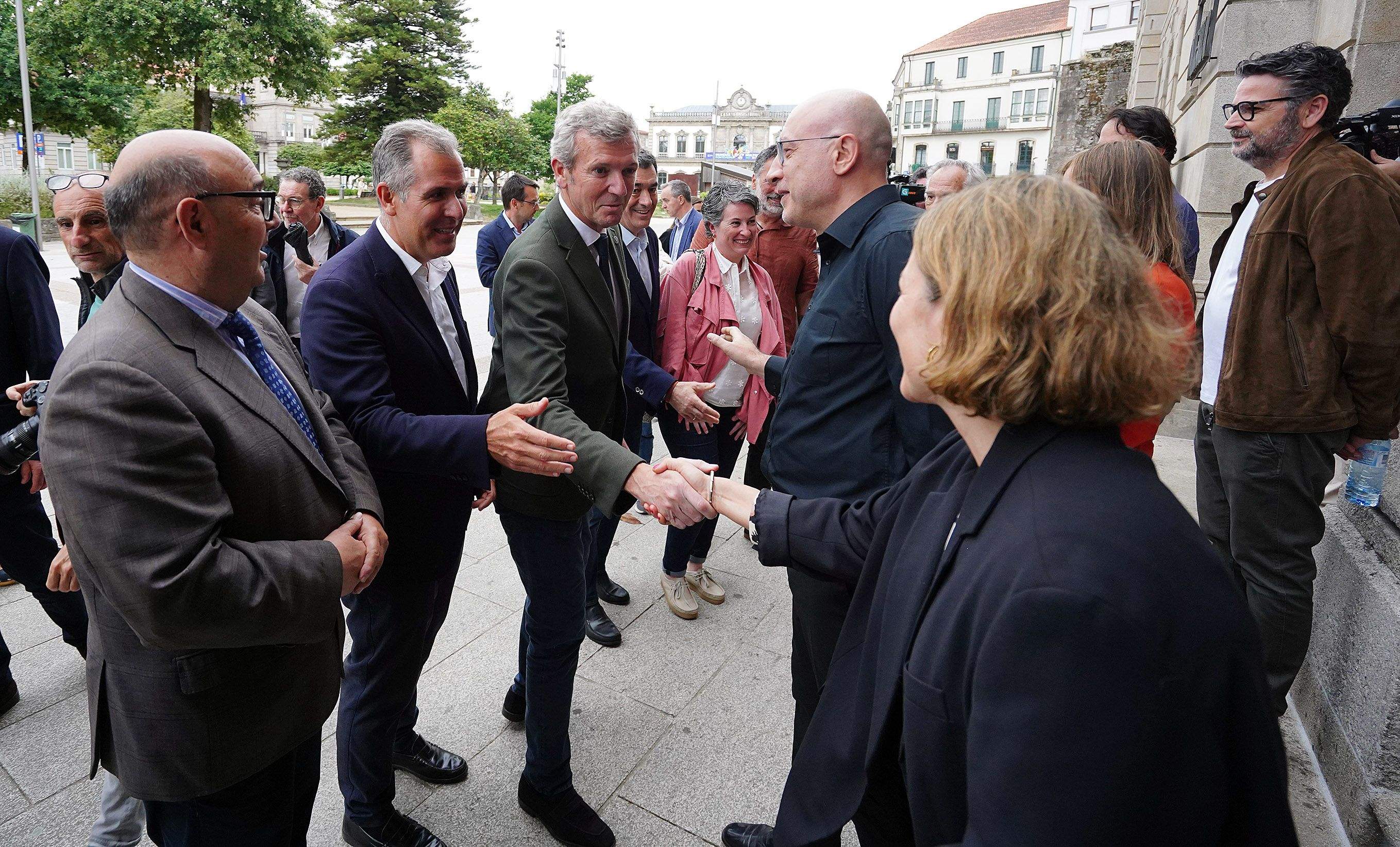 Visita de Alfonso Rueda ás obras no IES Valle-Inclán Visita de Alfonso Rueda ás obras no IES Valle-Inclán