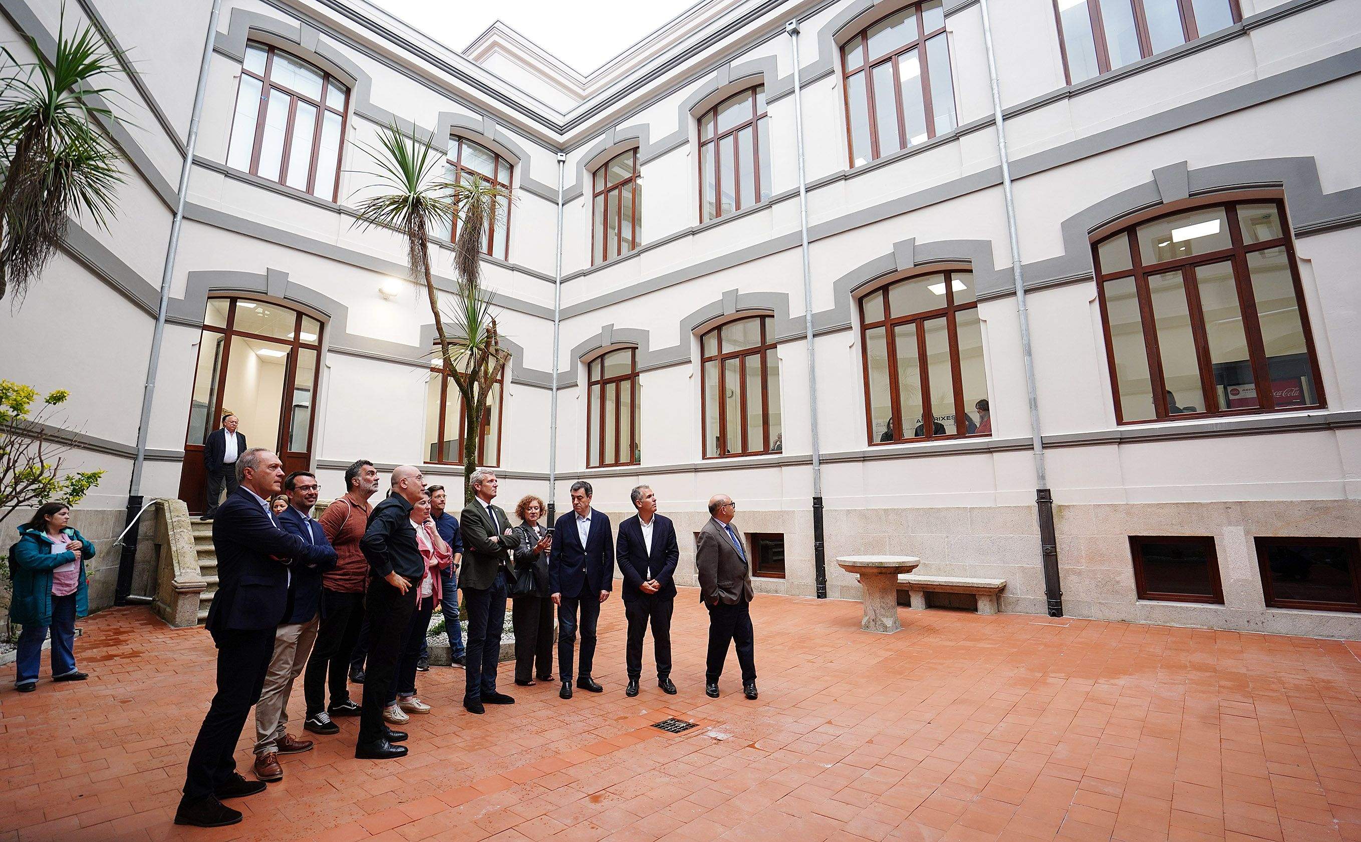 Visita de Alfonso Rueda ás obras no IES Valle-Inclán Visita de Alfonso Rueda ás obras no IES Valle-Inclán
