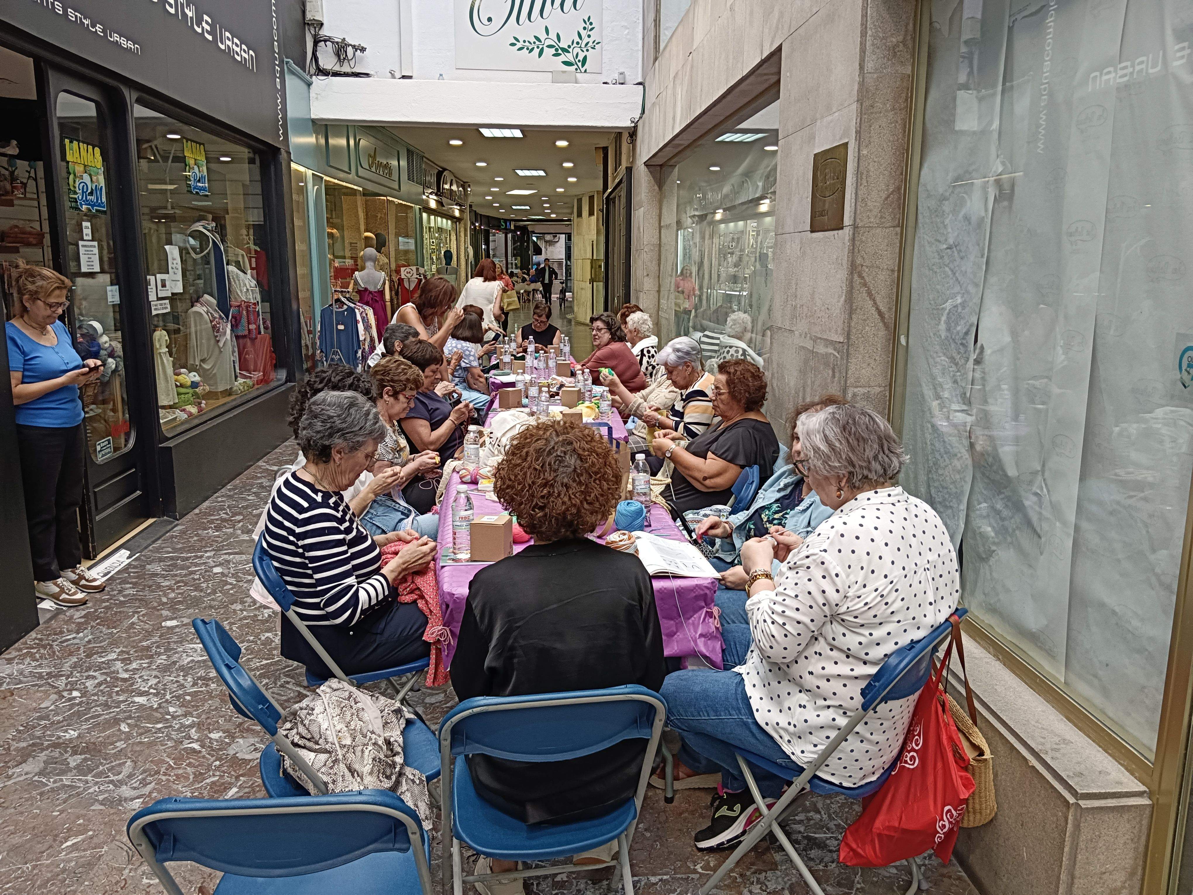 Una de las mesas del encuentro de tejedoras