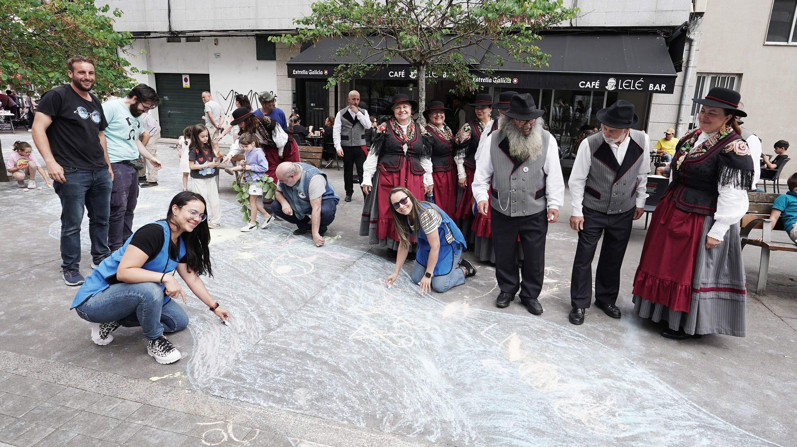 Actividade 'Pintar a traza do río' Valdecorvos