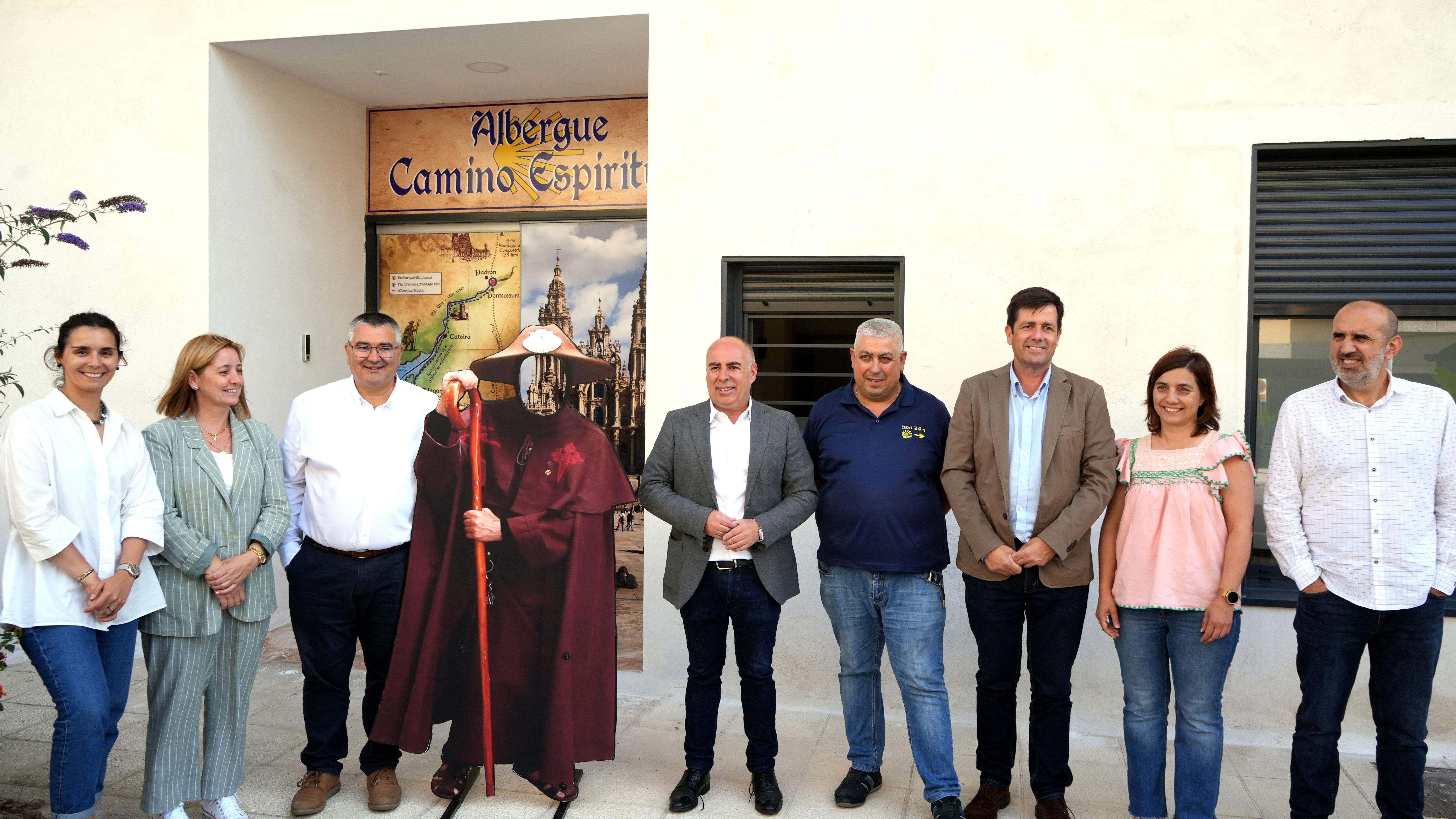Inauguración do Albergue de Ribadumia