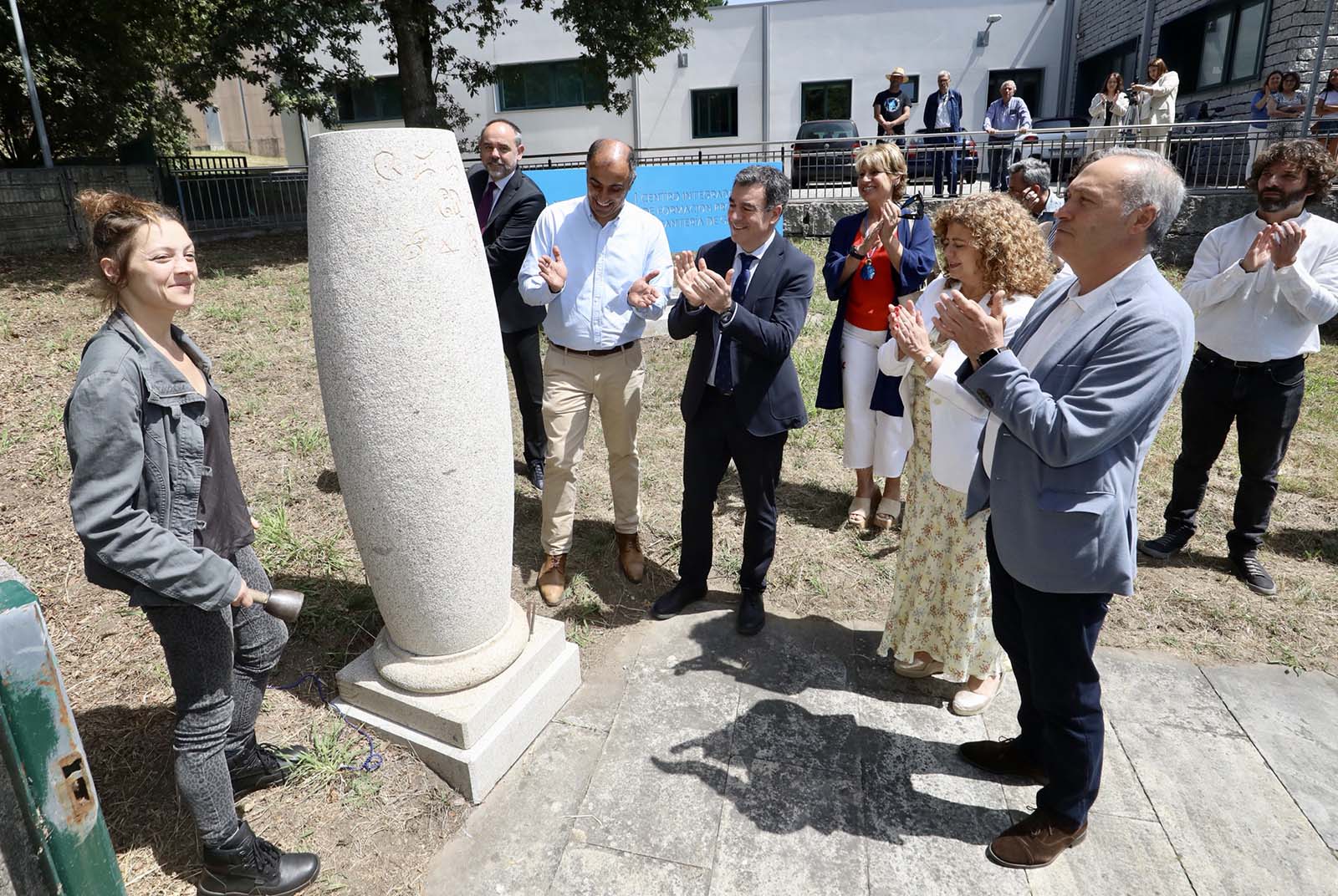 Inauguración da mostra 'O miliario das arxinas' na Escola de Cantería