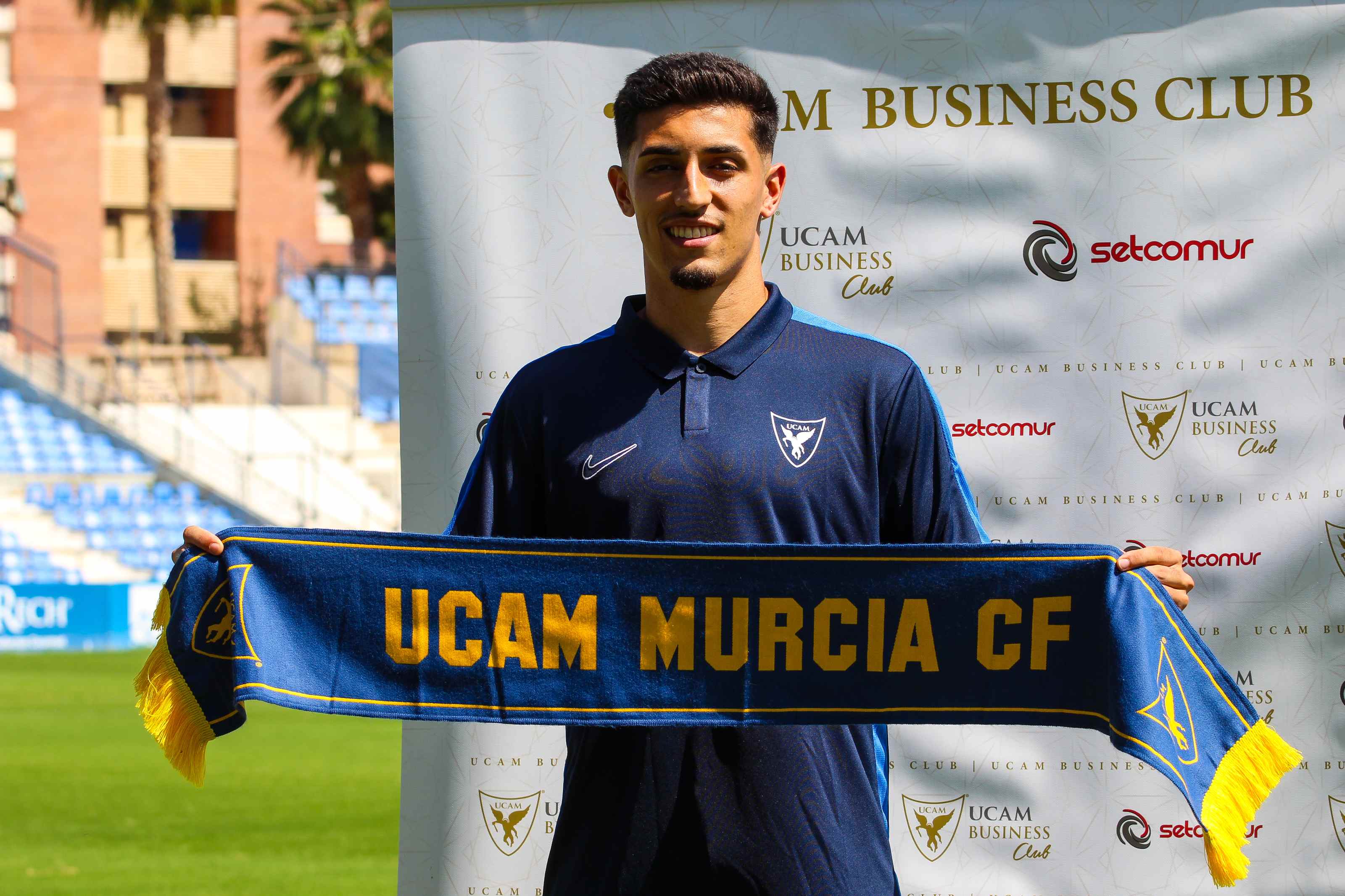 Miki Bosch en su presentación con el UCAM Murcia