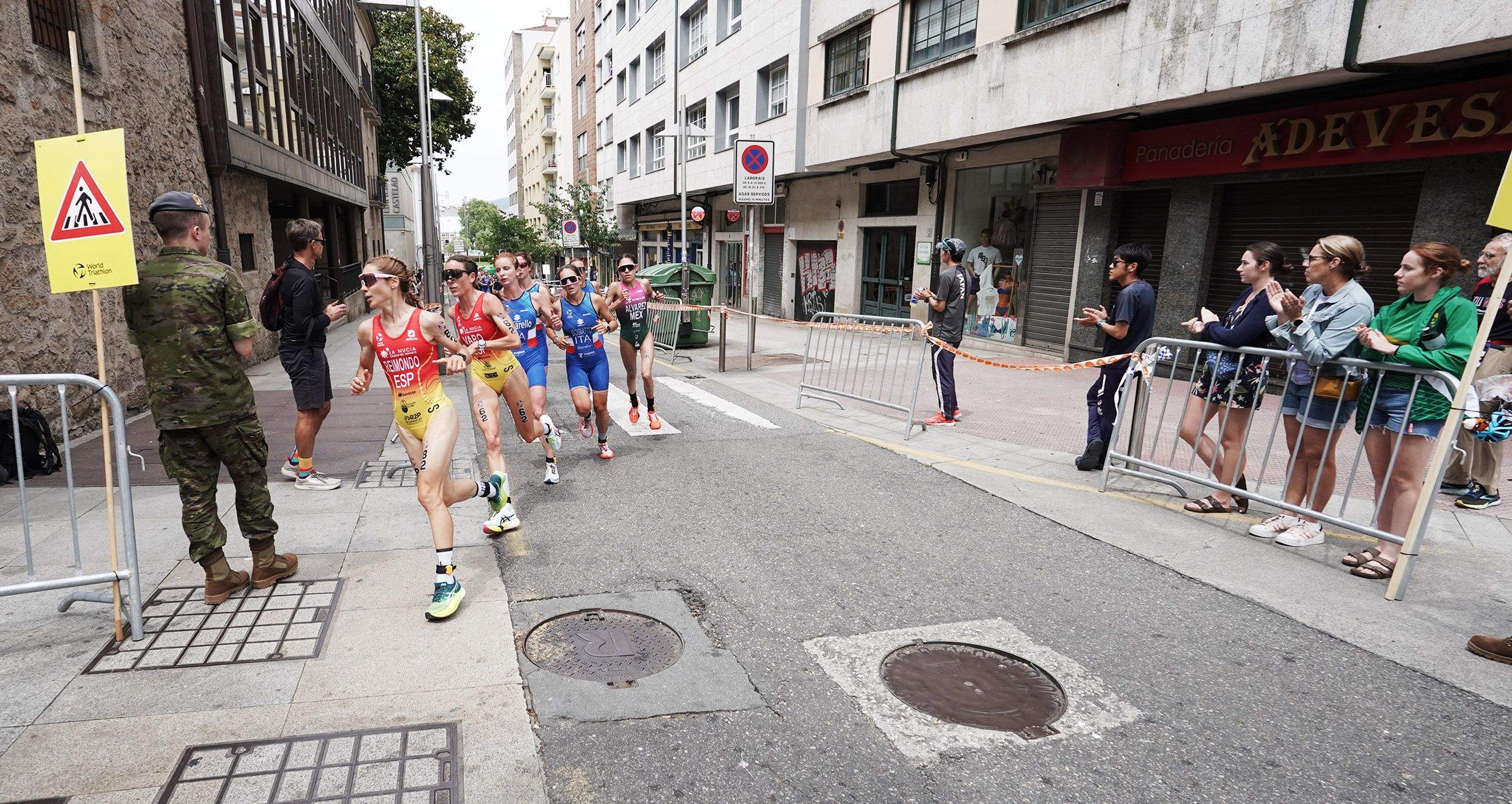 Carreira elite e sub23 feminina de dúatlon no Multisport de Pontevedra Carreira elite e sub23 feminina de dúatlon no Multisport de Pontevedra