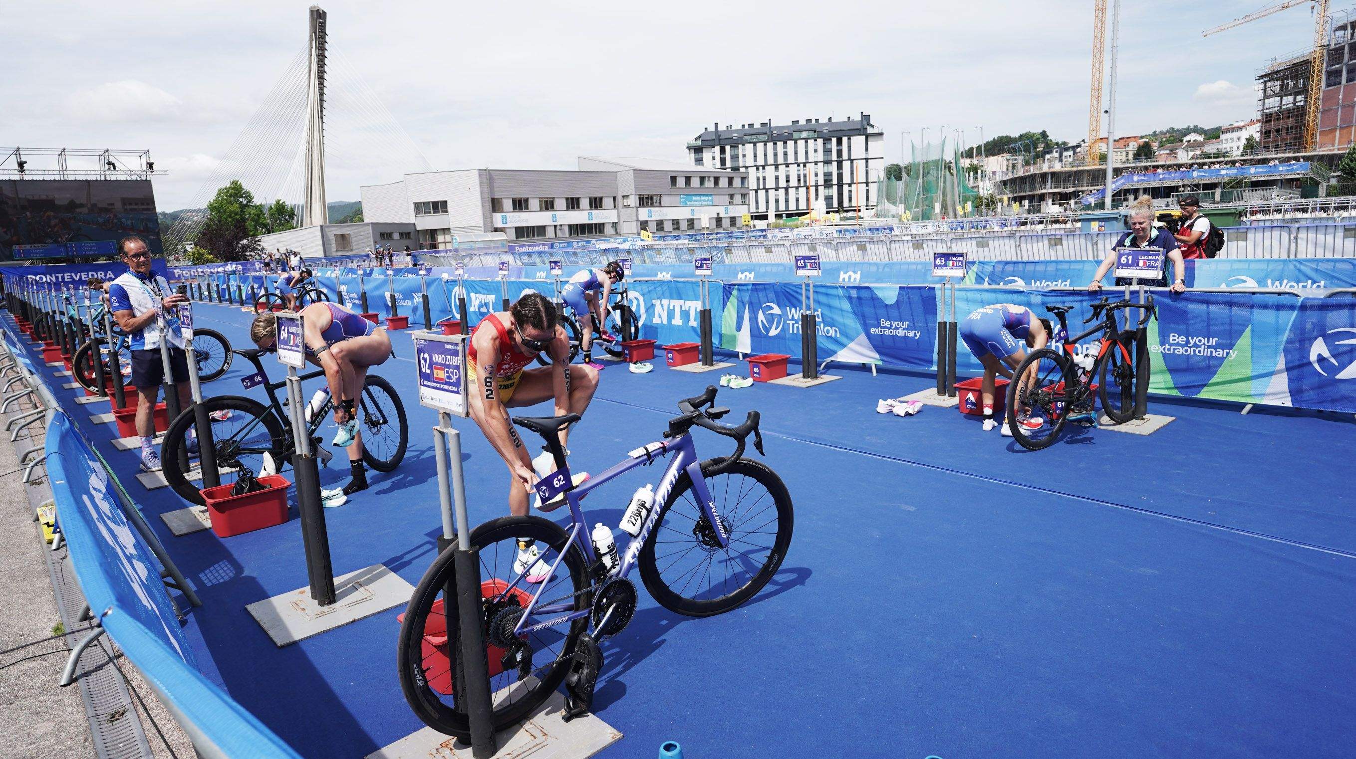 Carreira elite e sub23 feminina de dúatlon no Multisport de Pontevedra Carreira elite e sub23 feminina de dúatlon no Multisport de Pontevedra