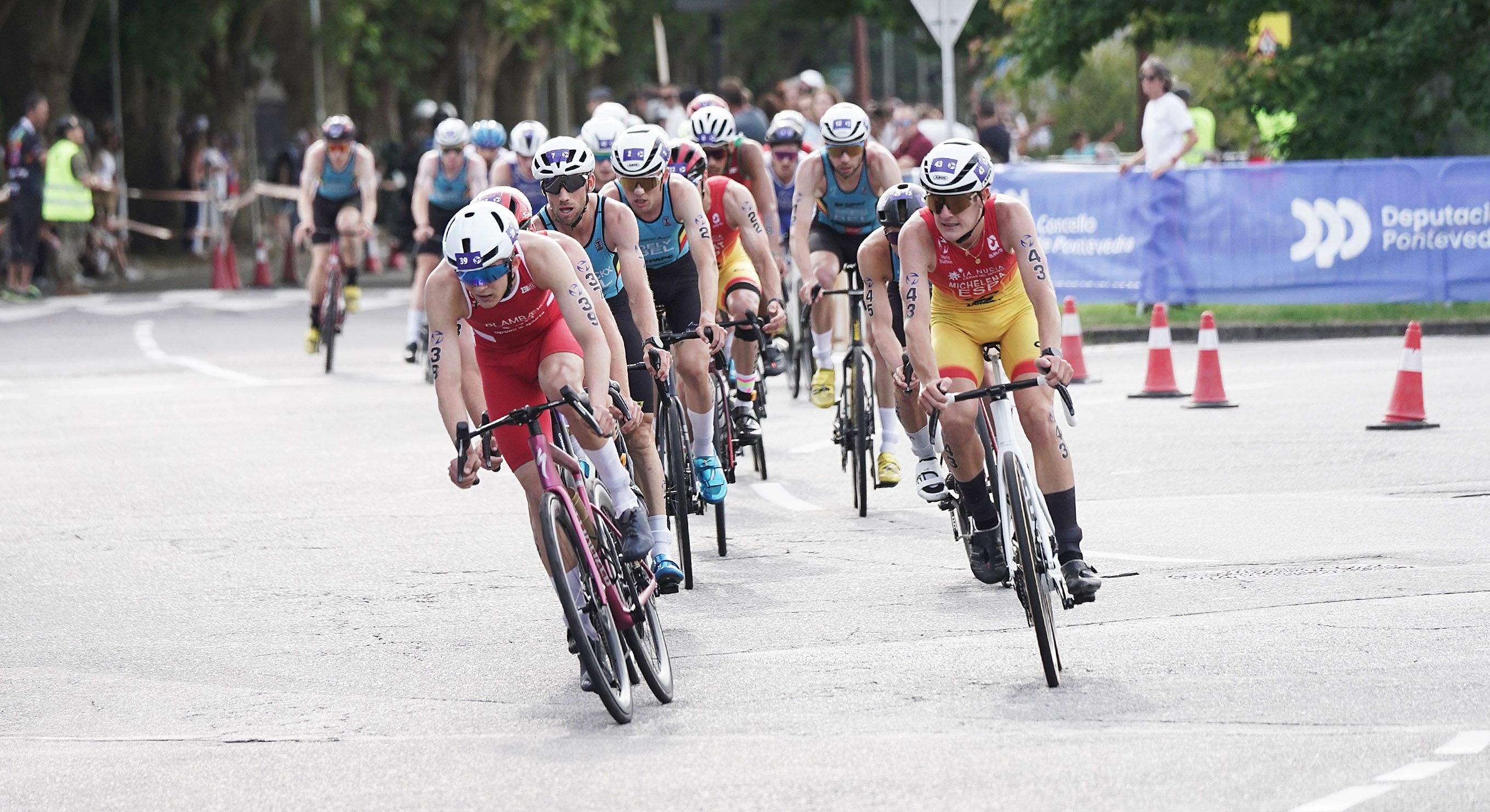 Carreira elite e sub23 masculina de dúatlon dos Campionatos do Mundo Multideporte de Triatlón Carreira elite e sub23 masculina de dúatlon dos Campionatos do Mundo Multideporte de Triatlón