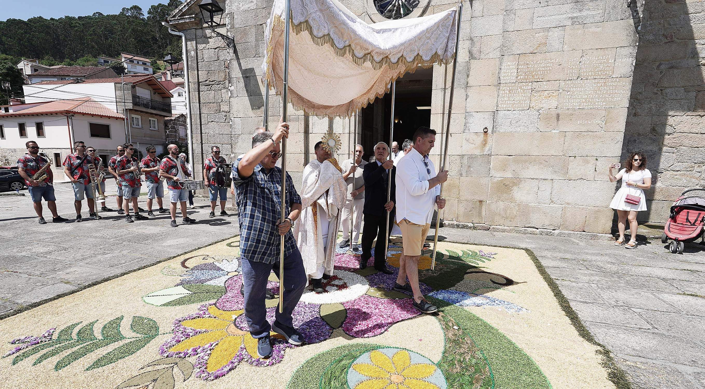 Festa das Alfombras en Bueu Festa das Alfombras en Bueu