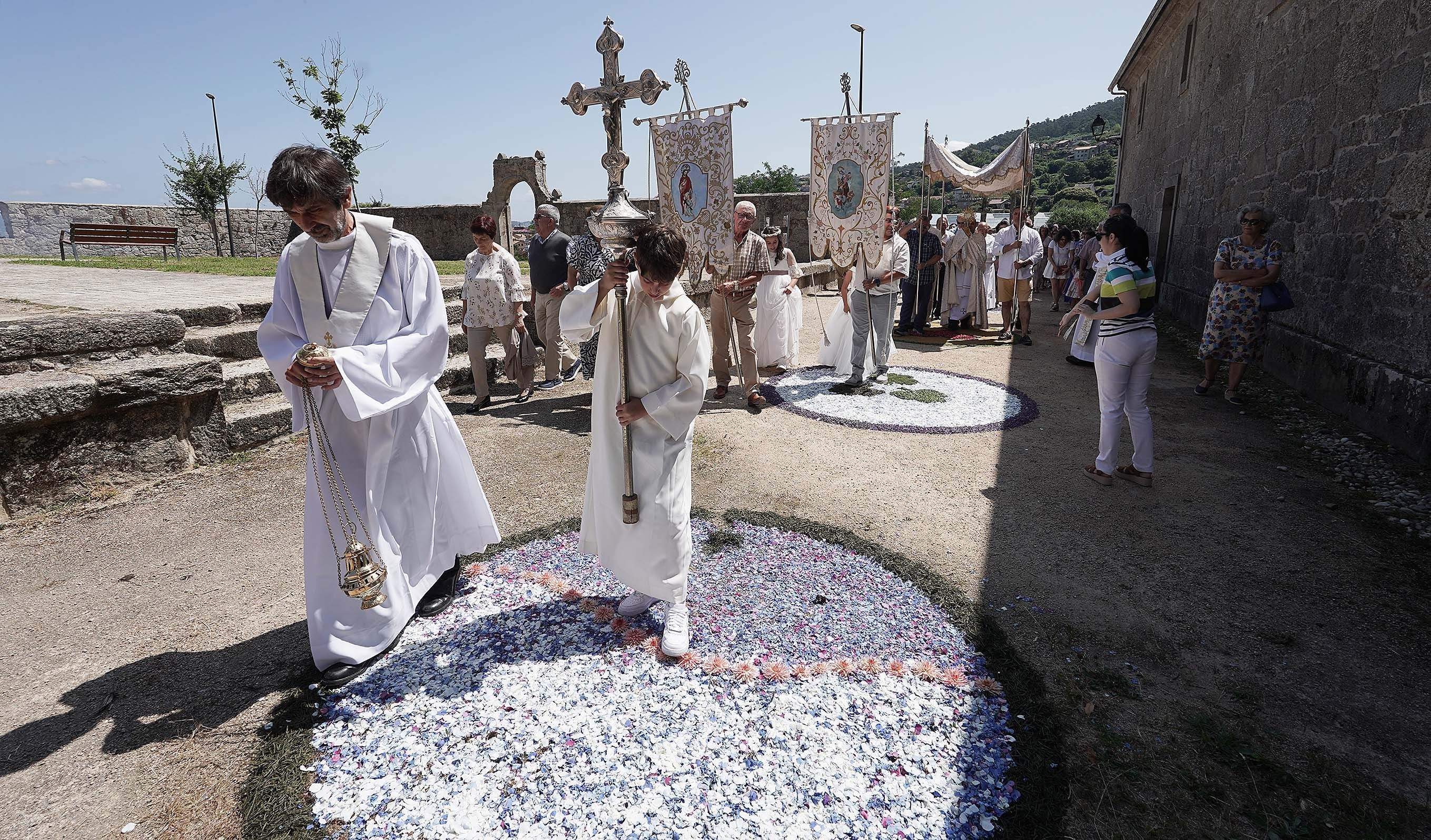 Festa das Alfombras en Bueu Festa das Alfombras en Bueu