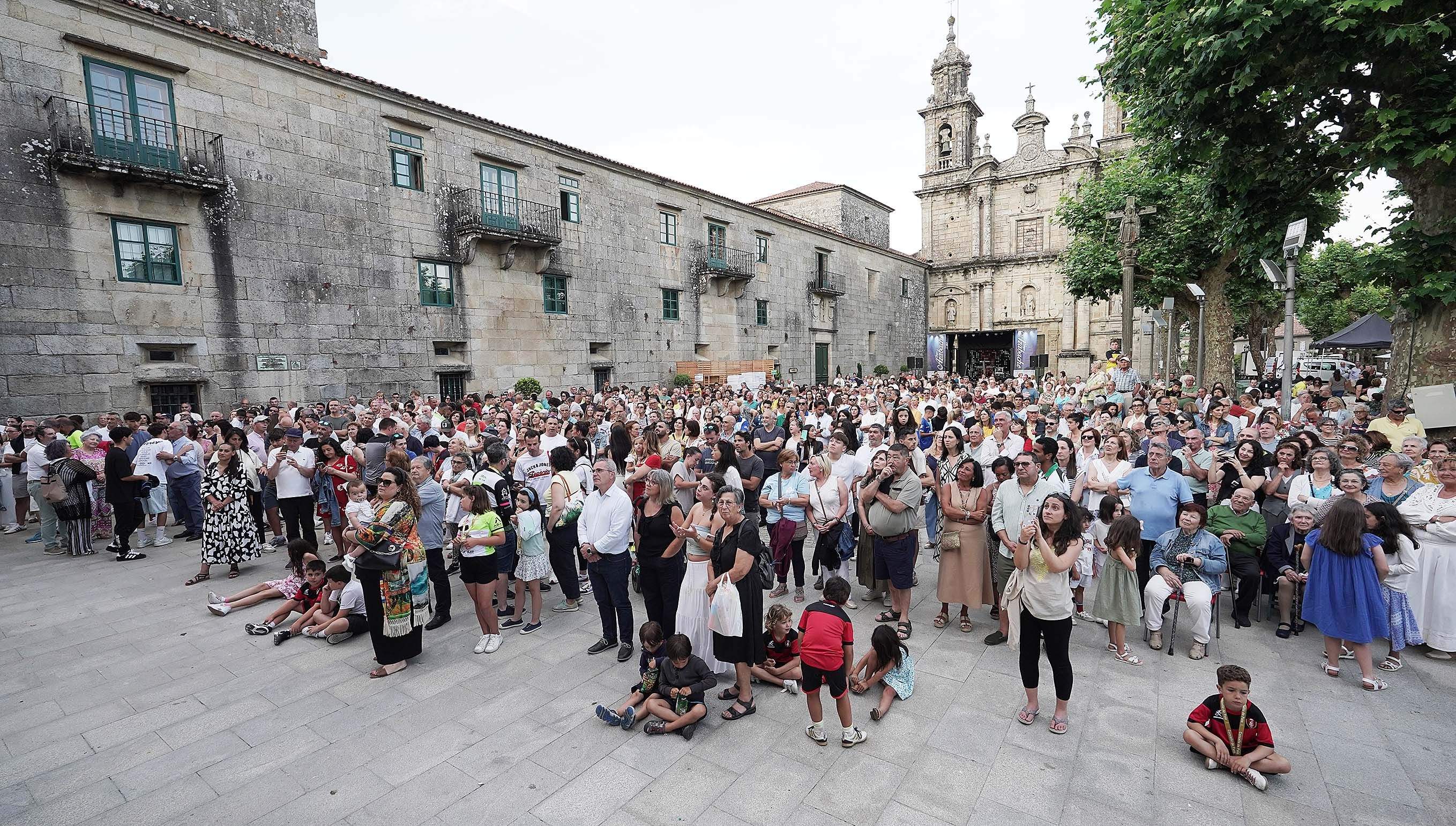 Arranque de las Fiestas de San Xoán en Poio