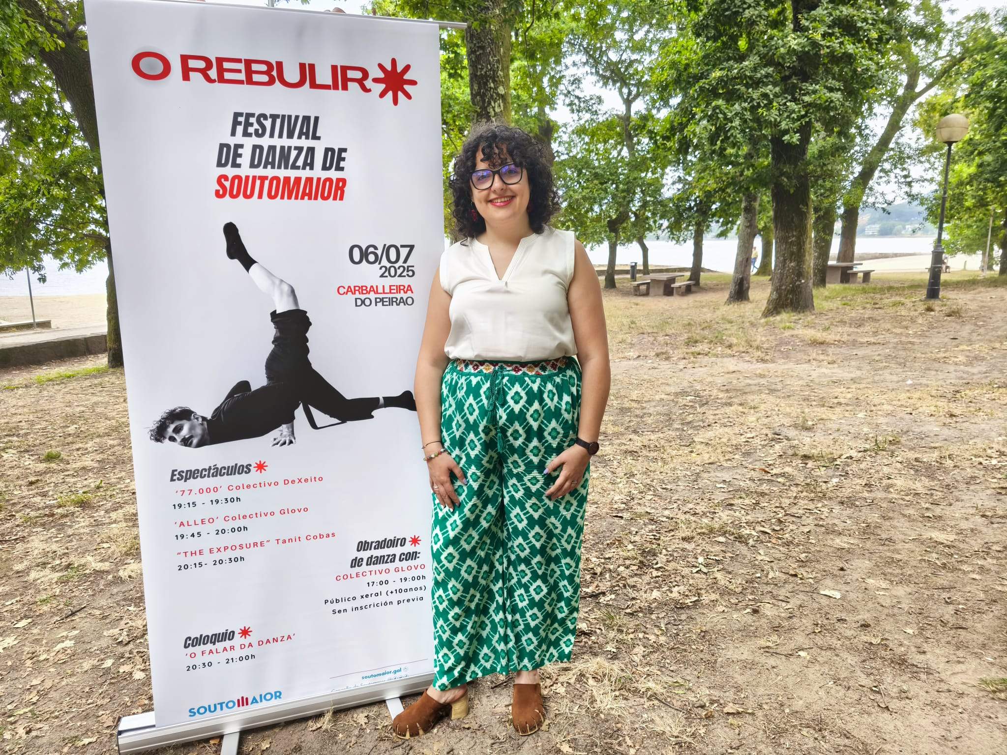 Silvia Cernadas presentou o Rebulir na Carballeira do Peirao de Arcade 
