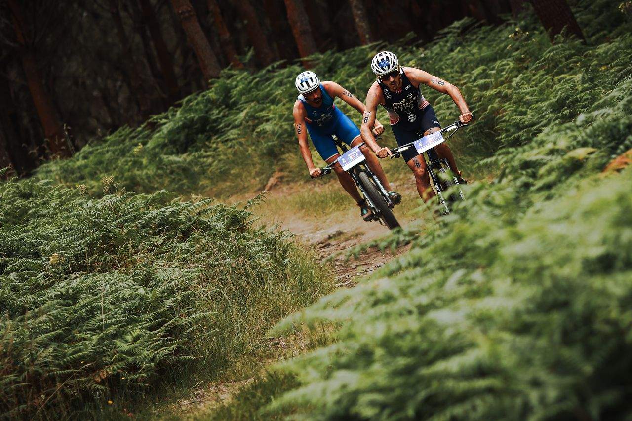 Carreira elite de tríatlon cros no Mundial Multisport de Pontevedra