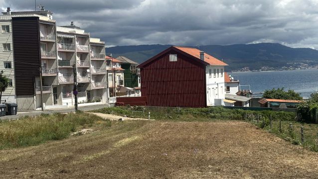 Parcela para estacionamento preto da praia de Aguete Parcela para estacionamento preto da praia de Aguete