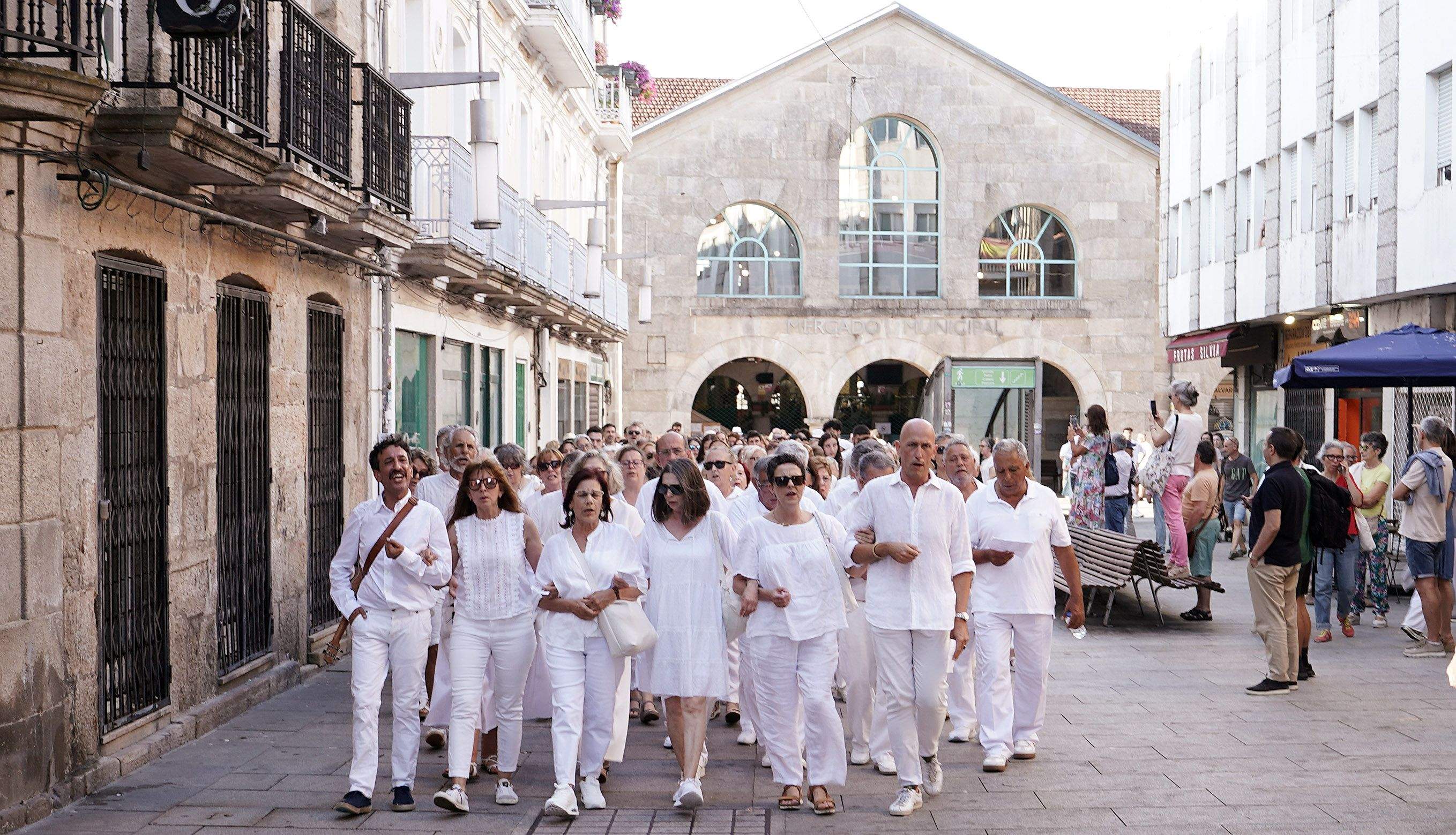 'Libertas', la performance de Vasco Araújo en la Bienal de Arte de Pontevedra