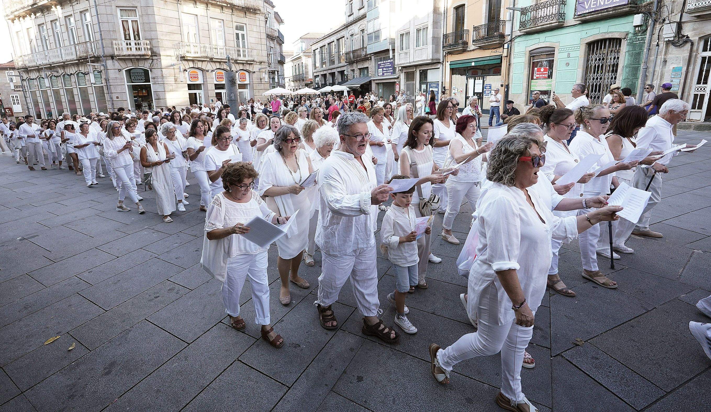 'Libertas', la performance de Vasco Araújo en la Bienal de Arte de Pontevedra