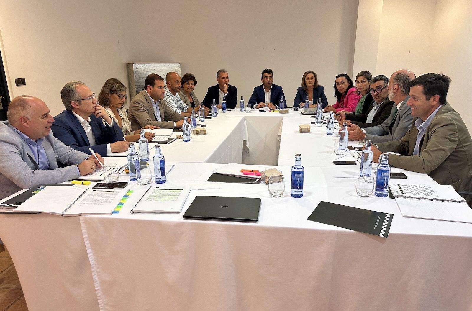 Reunión del gobierno provincial en A Lama
