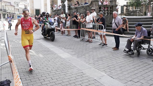 Antonio Benito, na carreira a pé do Mundial de tríatlon de longa distancia Antonio Benito, na carreira a pé do Mundial de tríatlon de longa distancia