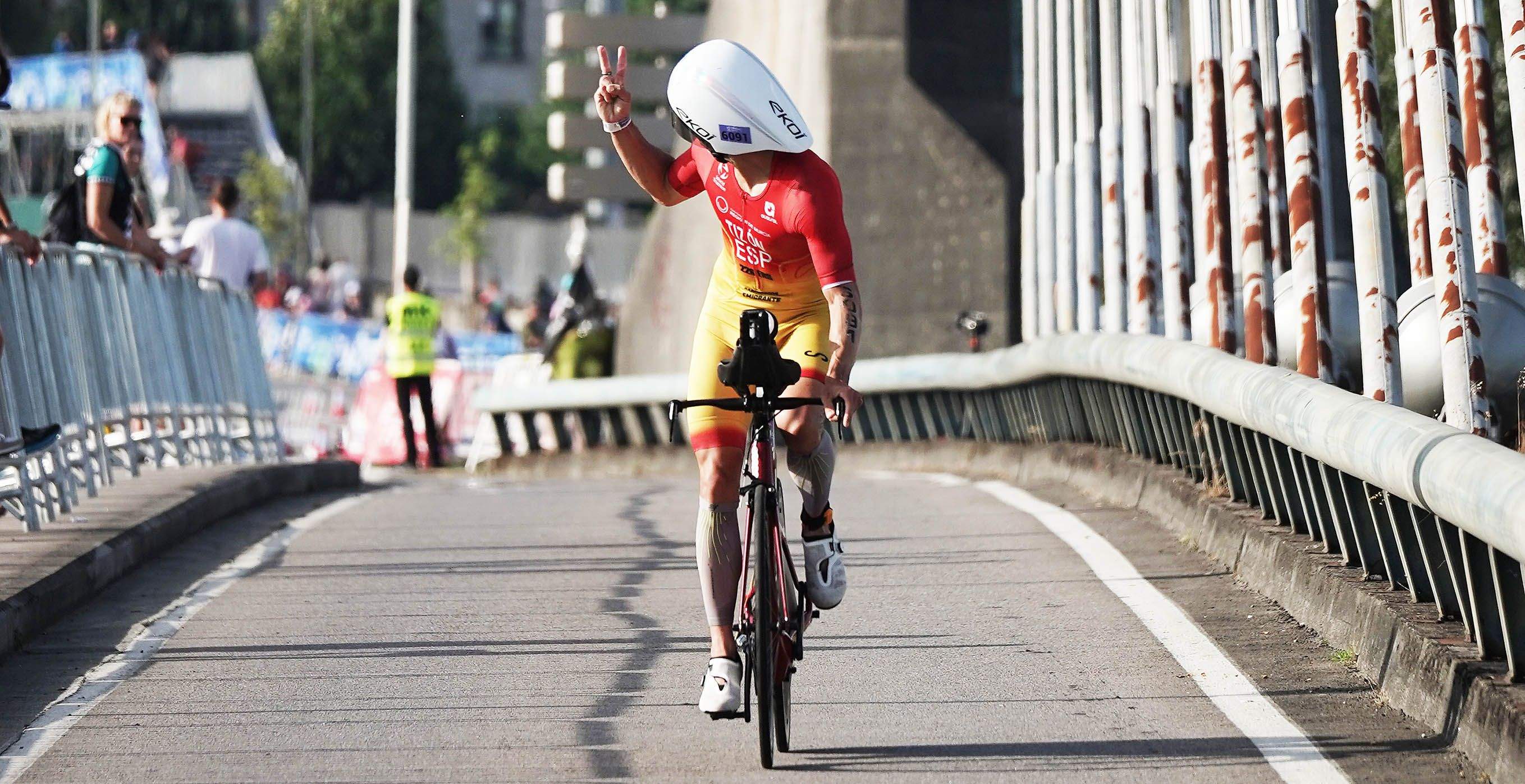 Segmento ciclista do Mundial de tríatlon de longa distancia Segmento ciclista do Mundial de tríatlon de longa distancia