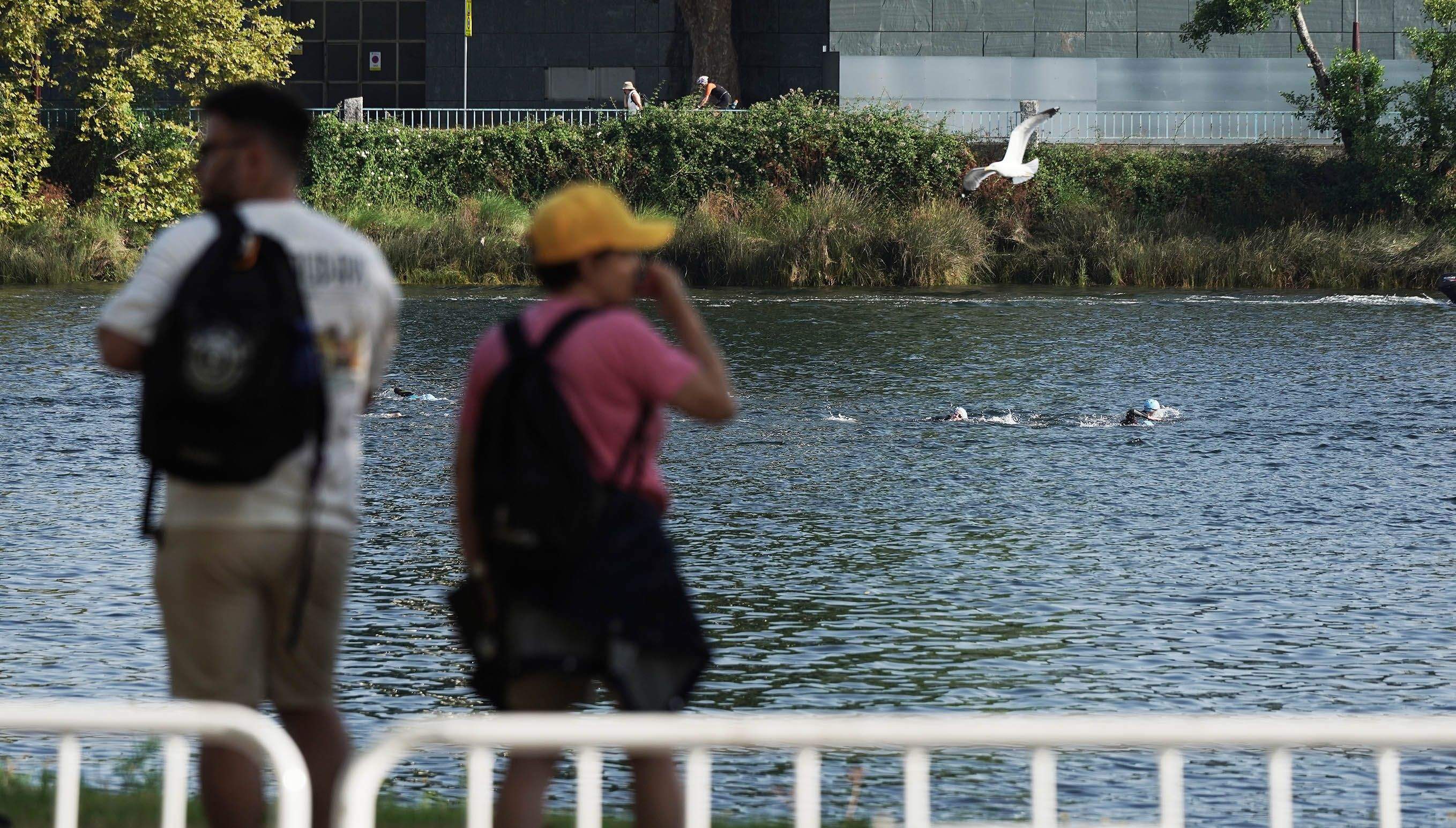 Segmento a nado do Mundial de tríatlon de longa distancia Segmento a nado do Mundial de tríatlon de longa distancia
