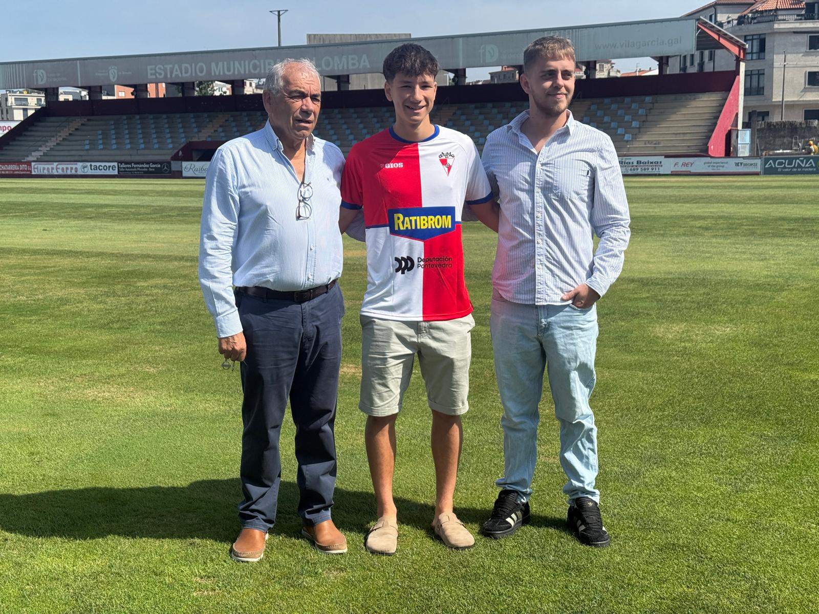 Adrián Lombao, novo xogador do Arosa SC