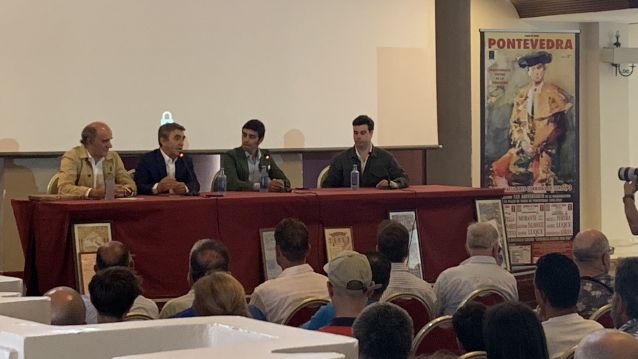 Momento de la presentación de la Feria de la Peregrina 2025 Momento de la presentación de la Feria de la Peregrina 2025