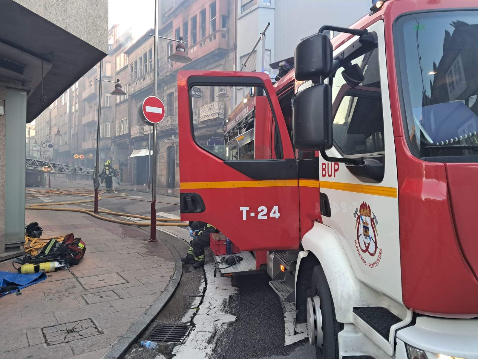 Incendio nun edificio da rúa Riestra