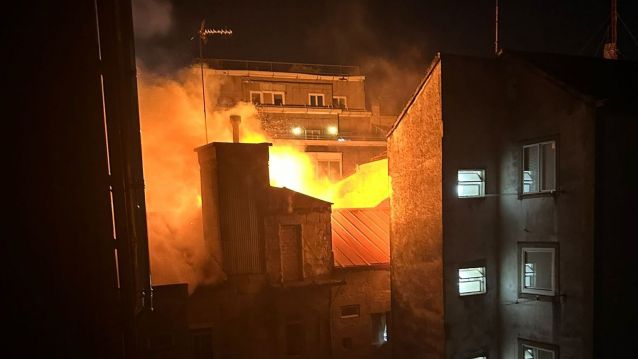 Incendio nun edificio da rúa Riestra