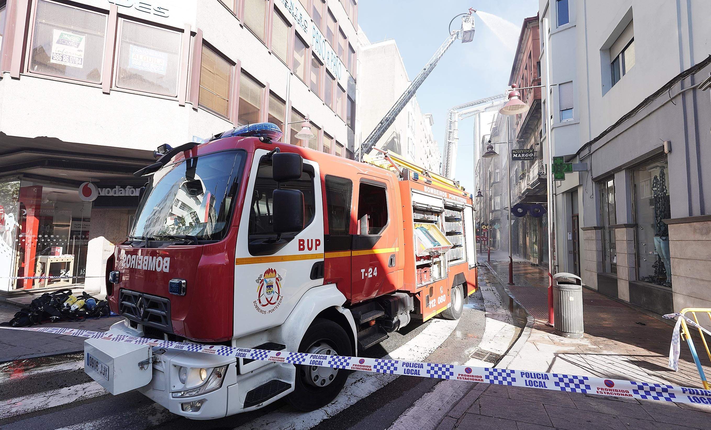 Incendio en un edificio de la calle Riestra Incendio en un edificio de la calle Riestra
