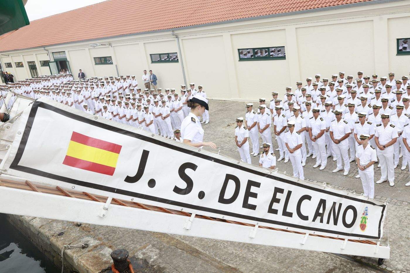 Llegada del buque escuela Juan Sebastián de Elcano a Marín con la Princesa Leonor a bordo