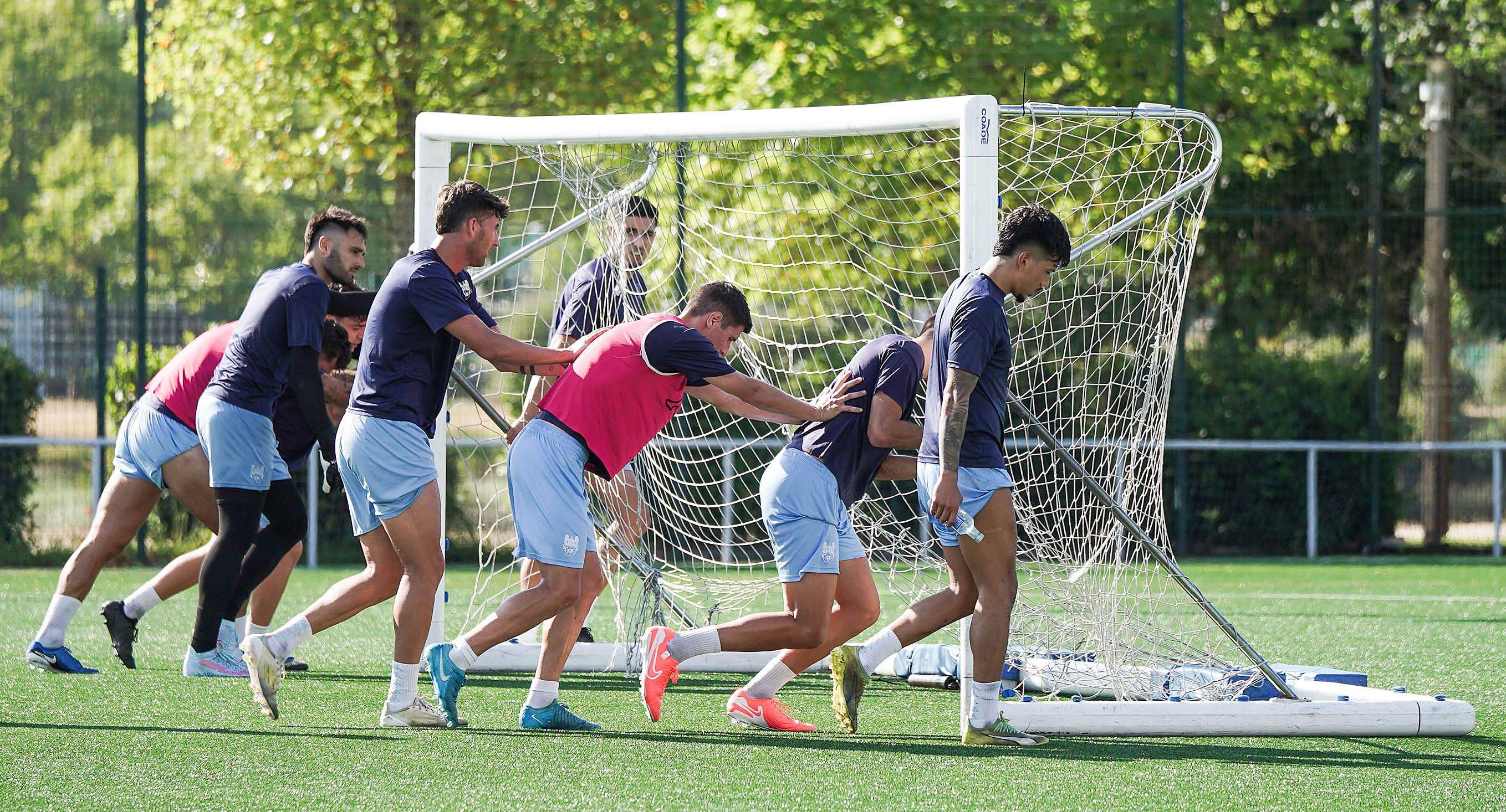 Adestramento do Pontevedra CF 25/26 na Xunqueira Adestramento do Pontevedra CF 25/26 na Xunqueira