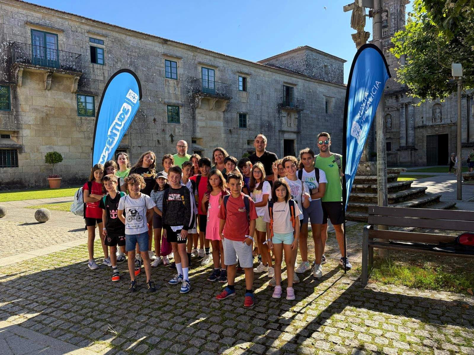 Minicampamento 'As pegadas da historia' en Poio