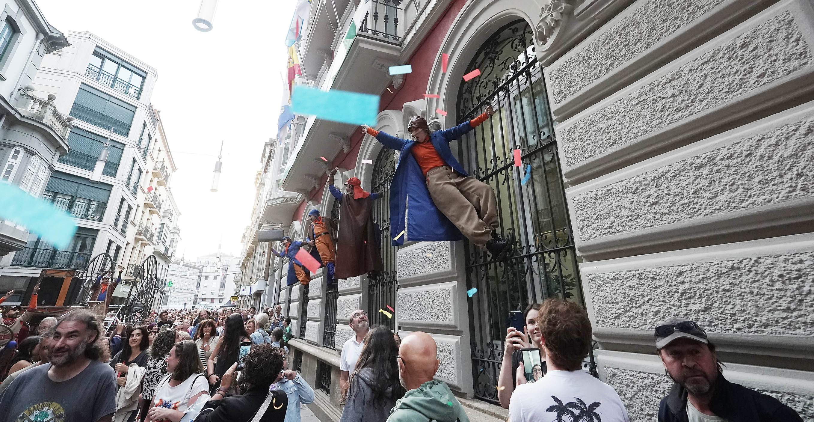 Itineranta, con: Asaco Producciones & Cirko Psikario, La Fam y Troula