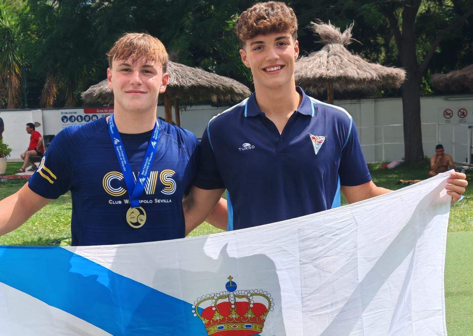 Mario Touriño, coa medalla conseguida no Campionato de España Xuvenil