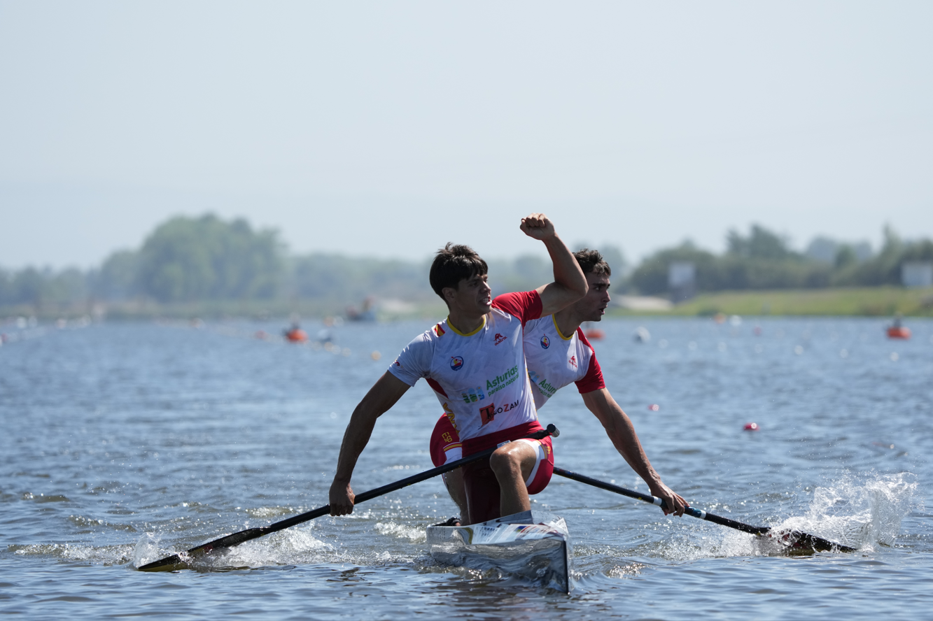 Pablo Crespo e Daniel Grijalba, no Mundial júnior e sub23 de piragüismo