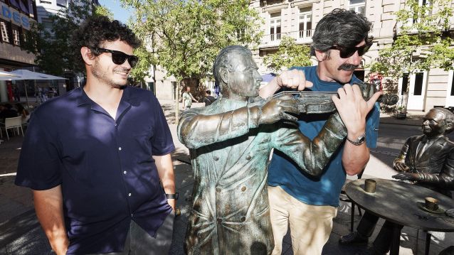 Edu Romero y Daniel Abalo, miembros de Nadadora, en Pontevedra