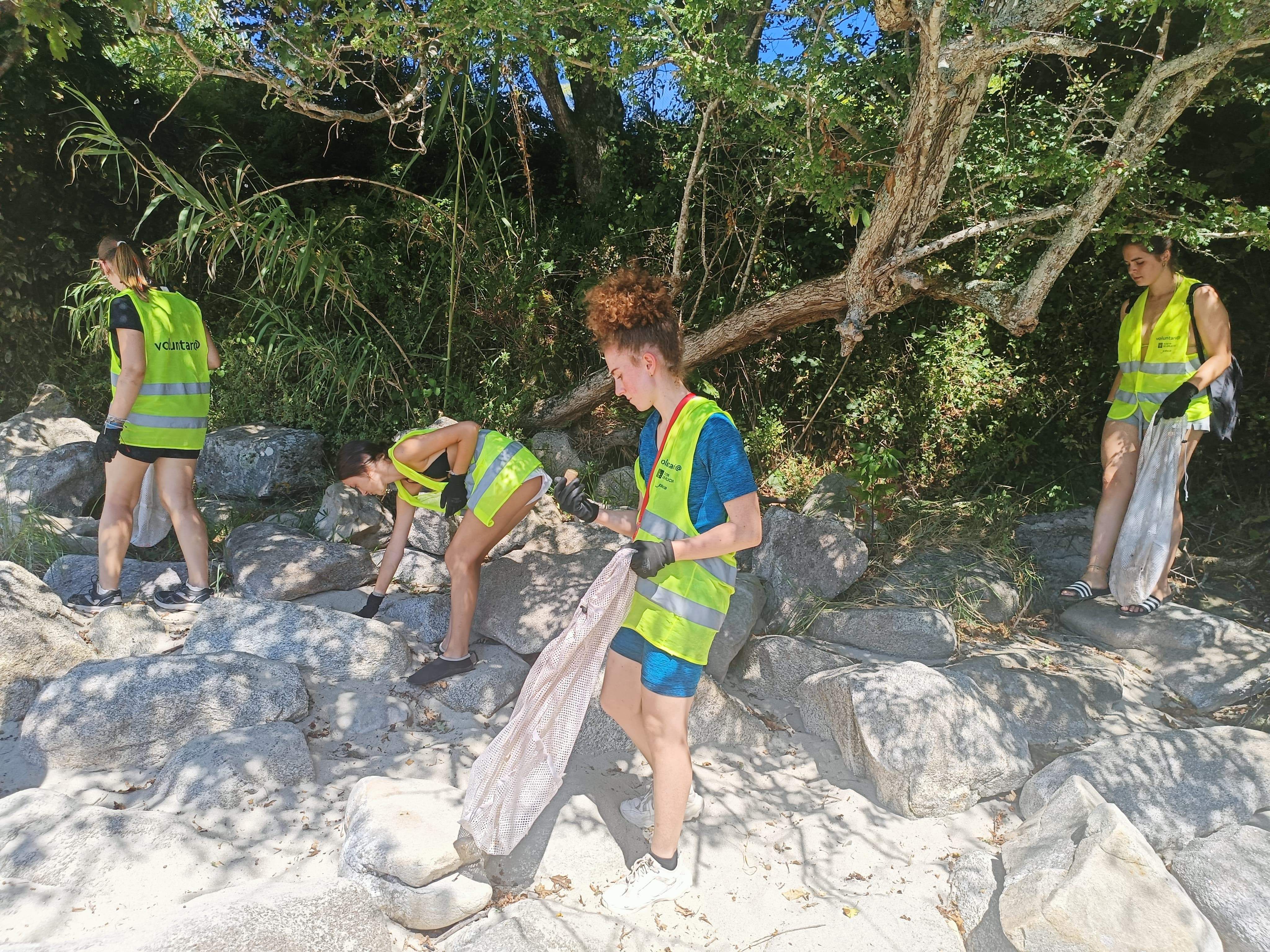 Campo de voluntariado 'Costa Azul' en Poio