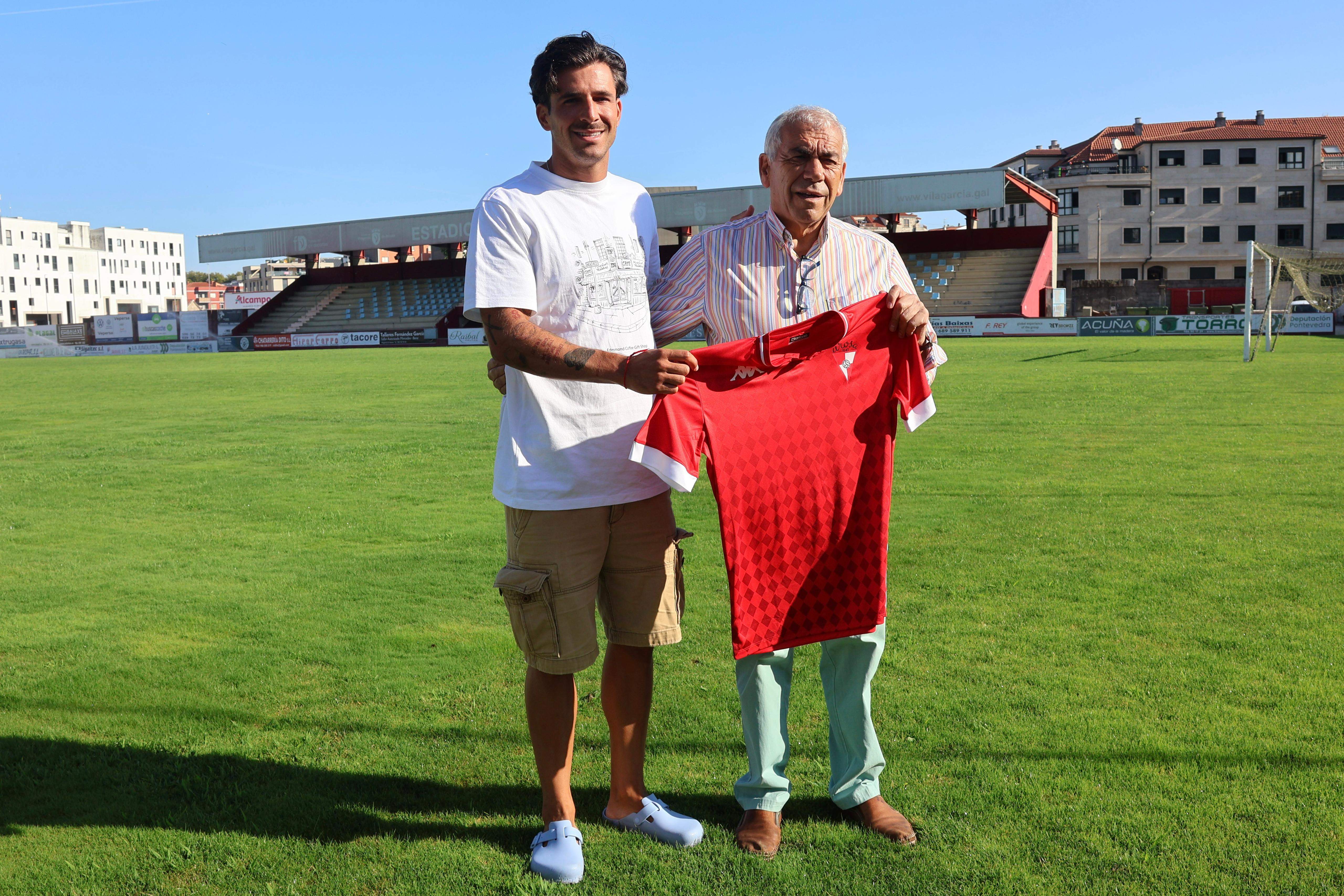 Presentación de Álex Rey con el Arosa